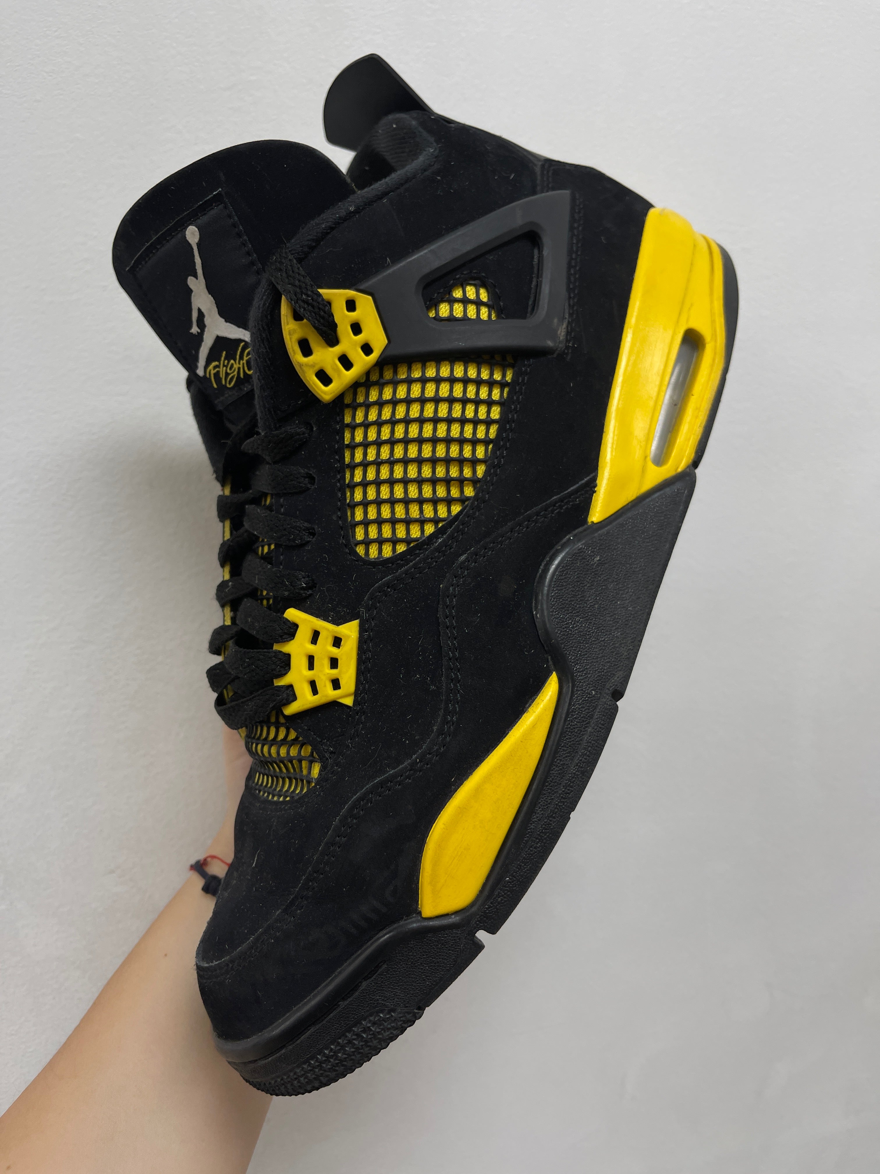 Jordan 4 Thunder Sneakers