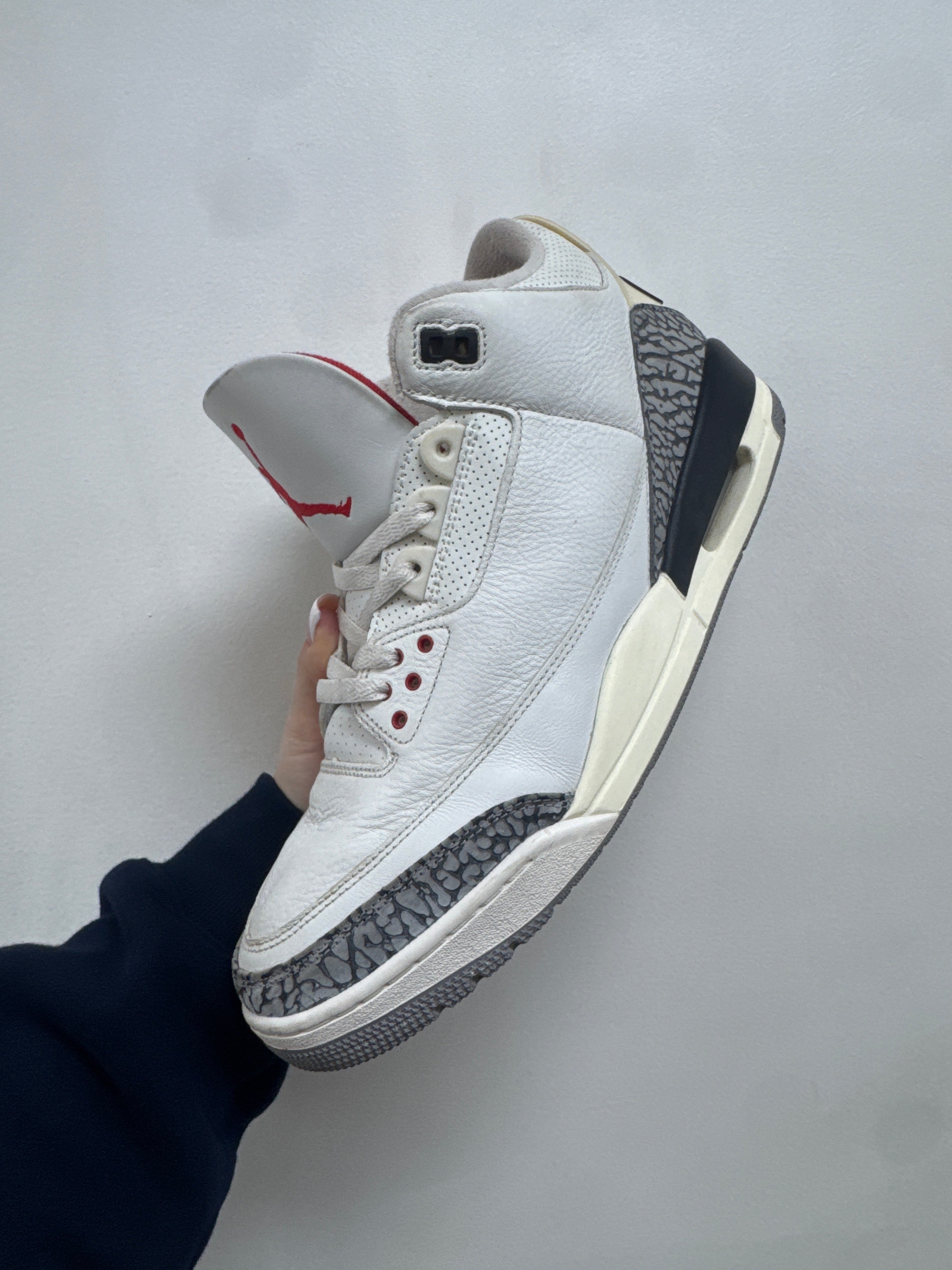 Jordan 3 White Cement Sneakers