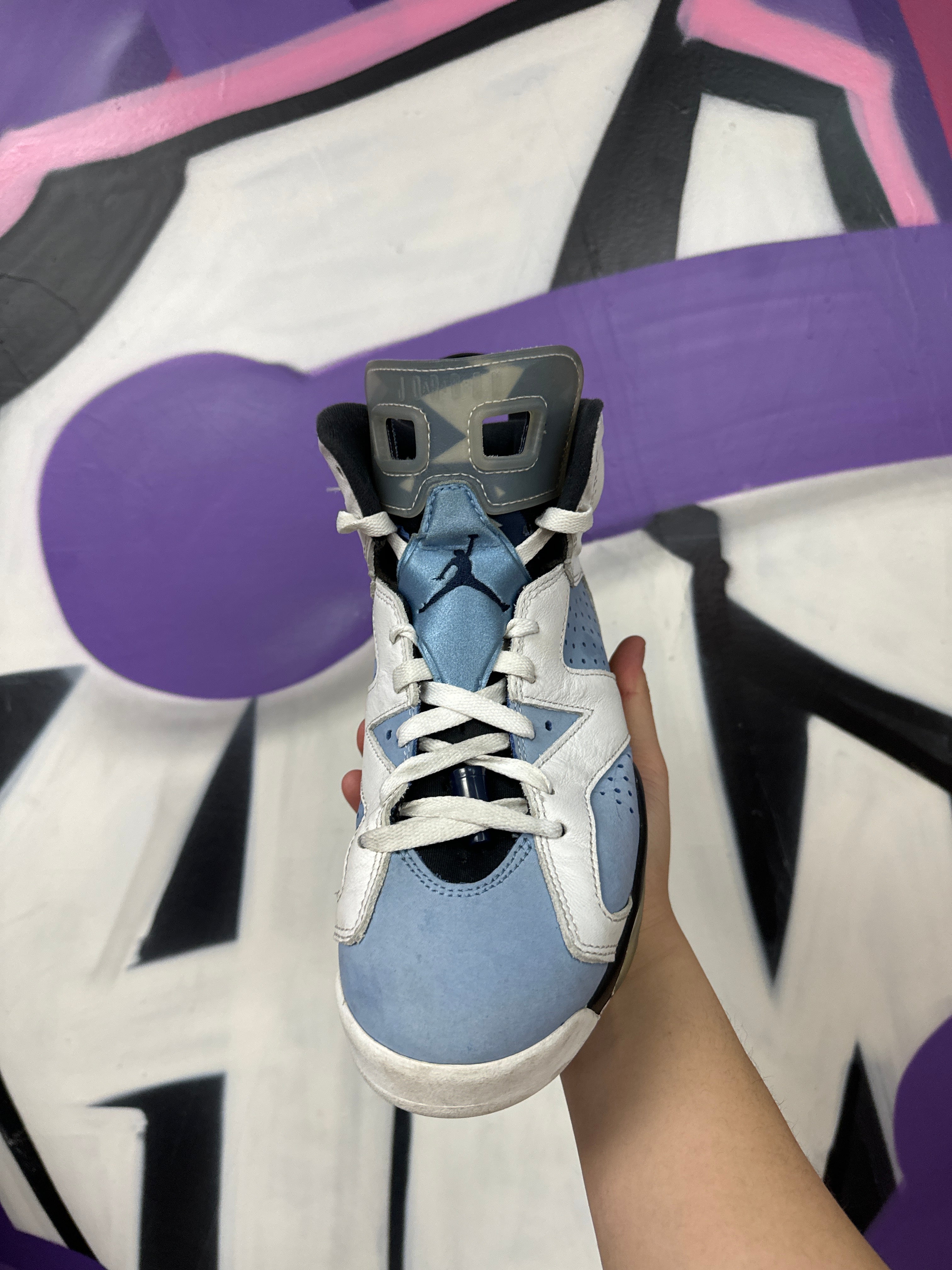 Jordan 6 UNC Sneakers
