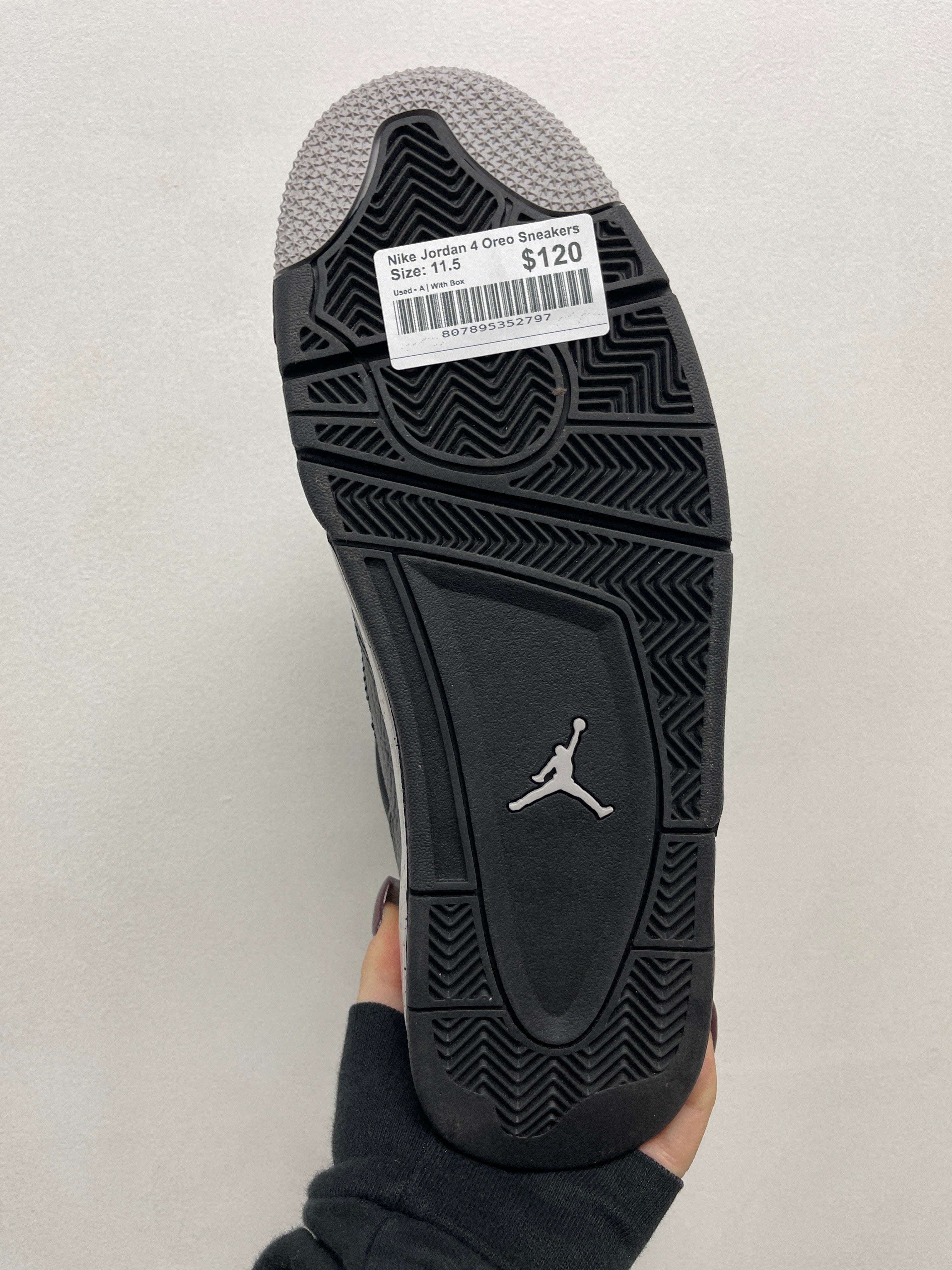 Nike Jordan 4 Oreo Sneakers