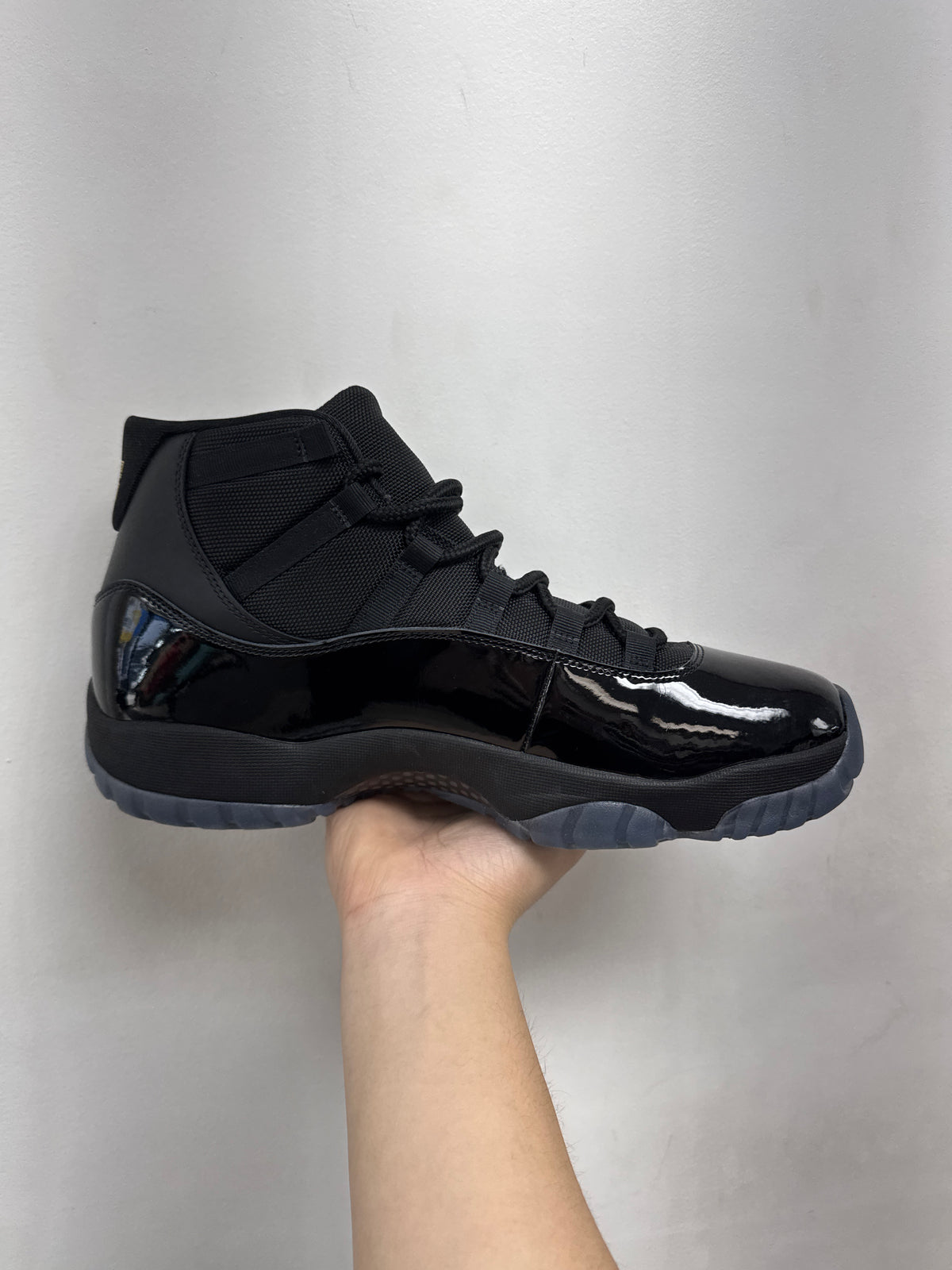 Jordan 11 Gamma Sneakers