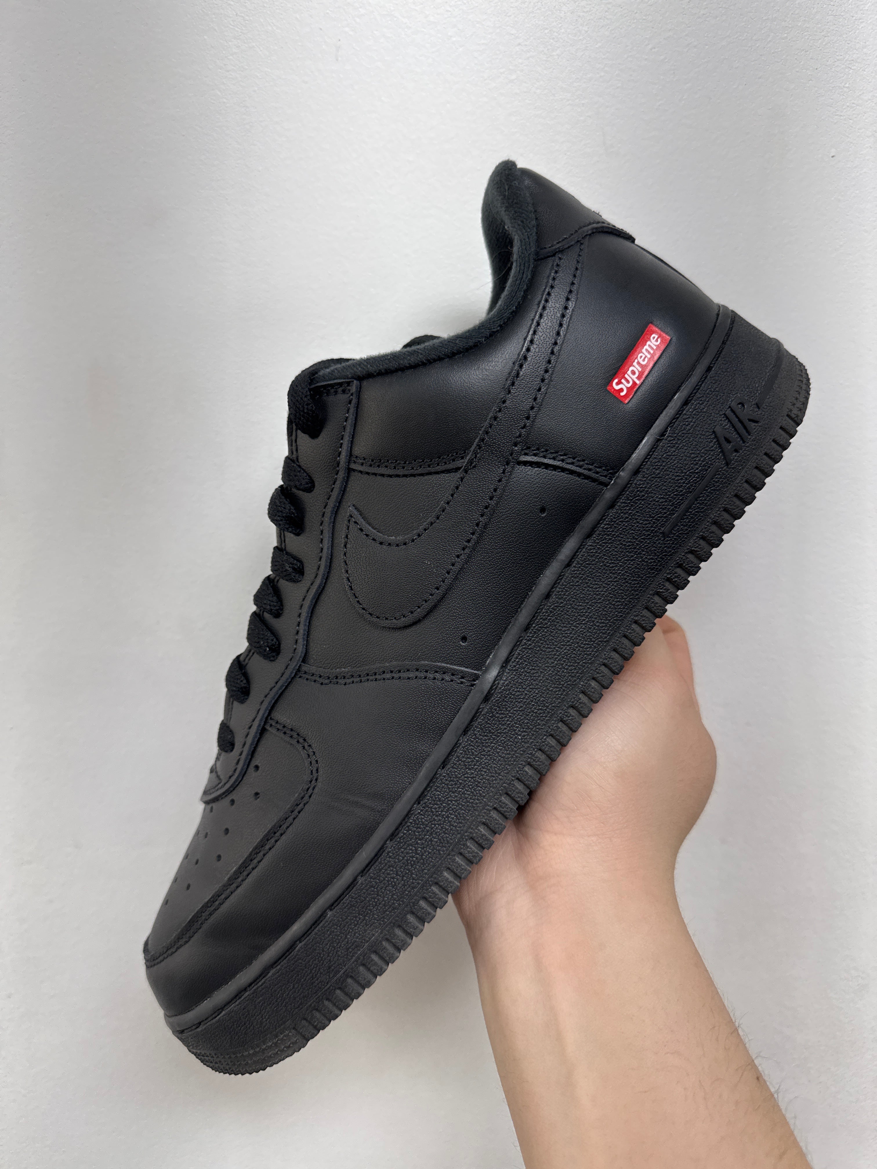 Nike AF1 Supreme Black Sneakers