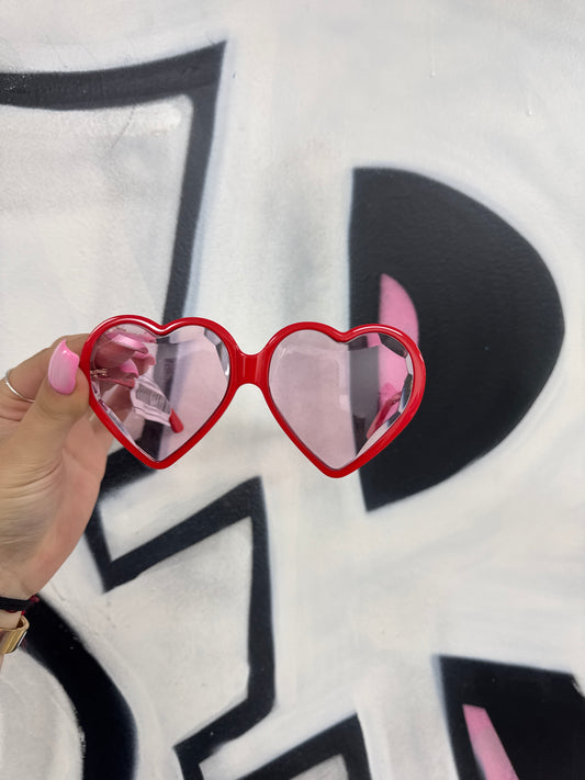 Gucci Heart Shades Red Used OS N/A