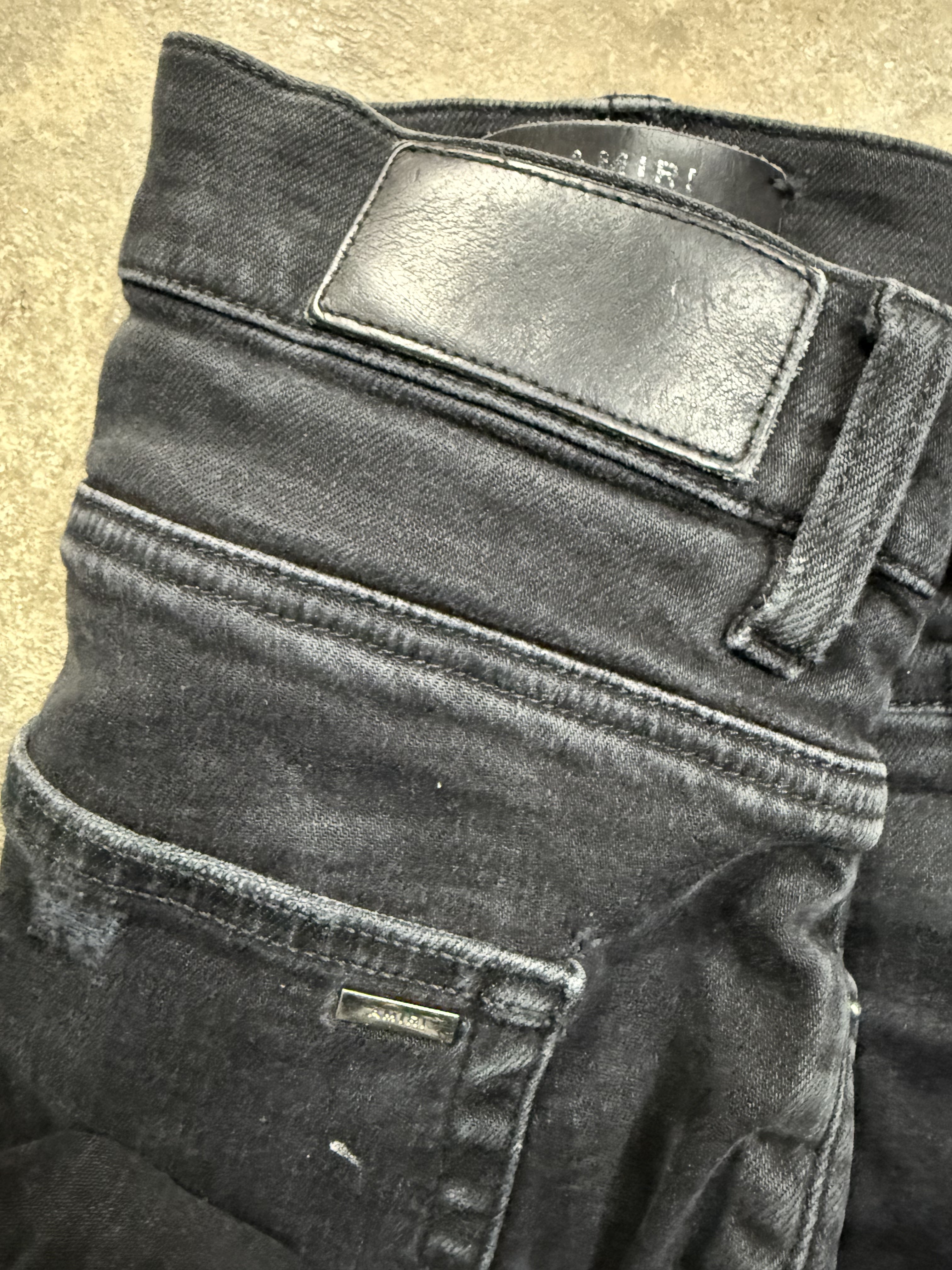 Amiri Jeans Thrasher Black Knee Rip Used 38