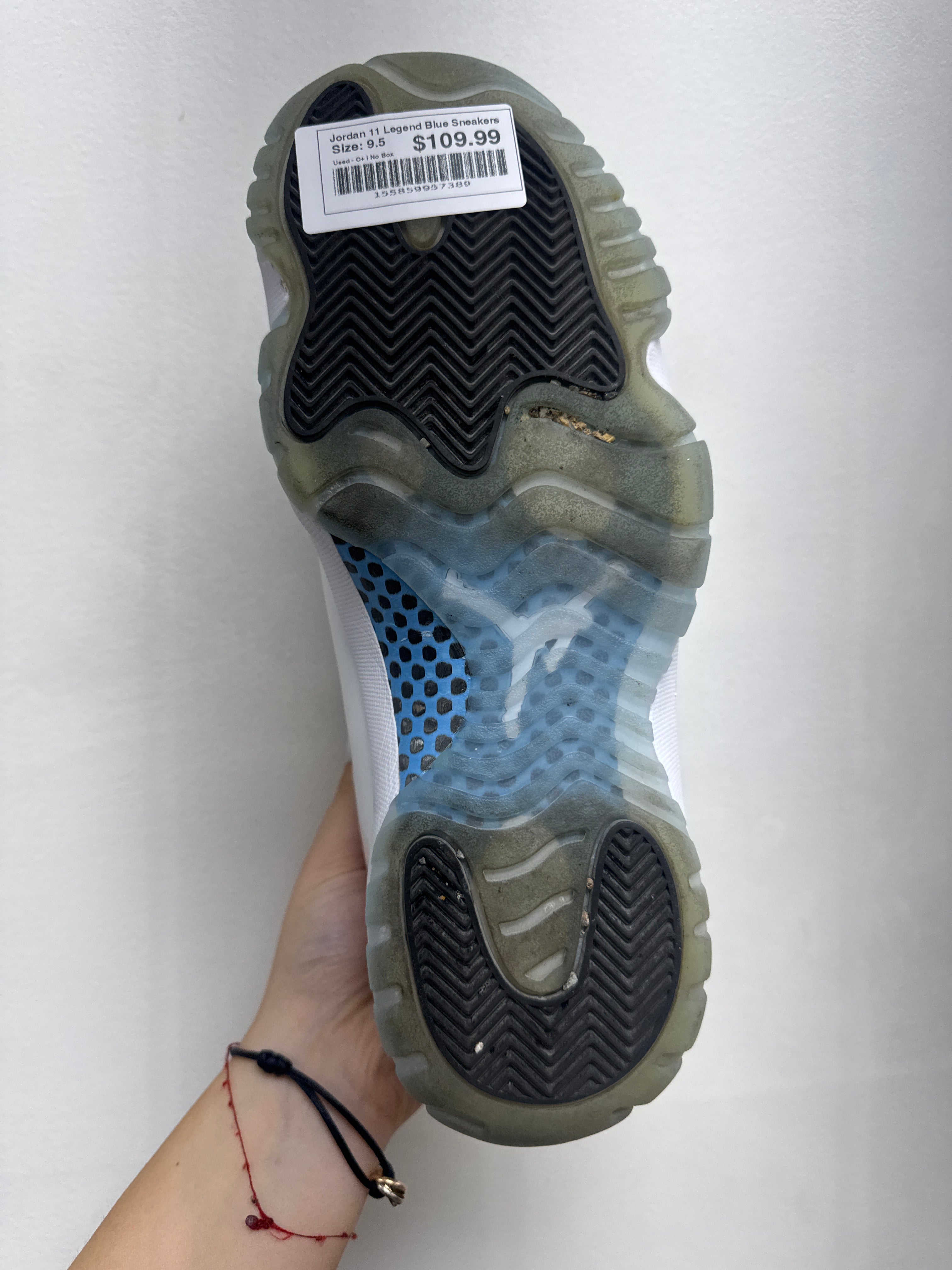Jordan 11 Legend Blue Sneakers