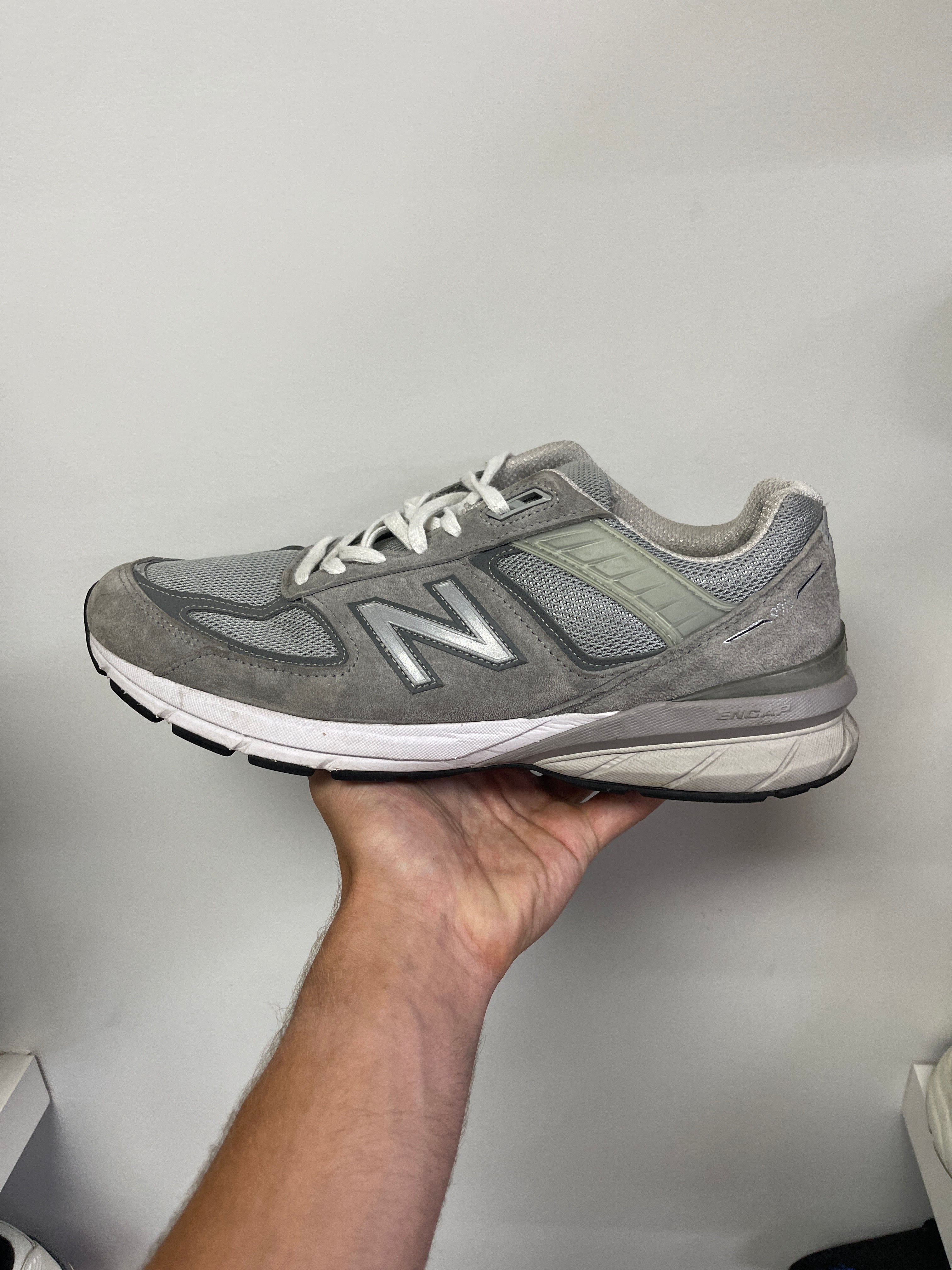 New Balance Grey 990v5 Sneakers