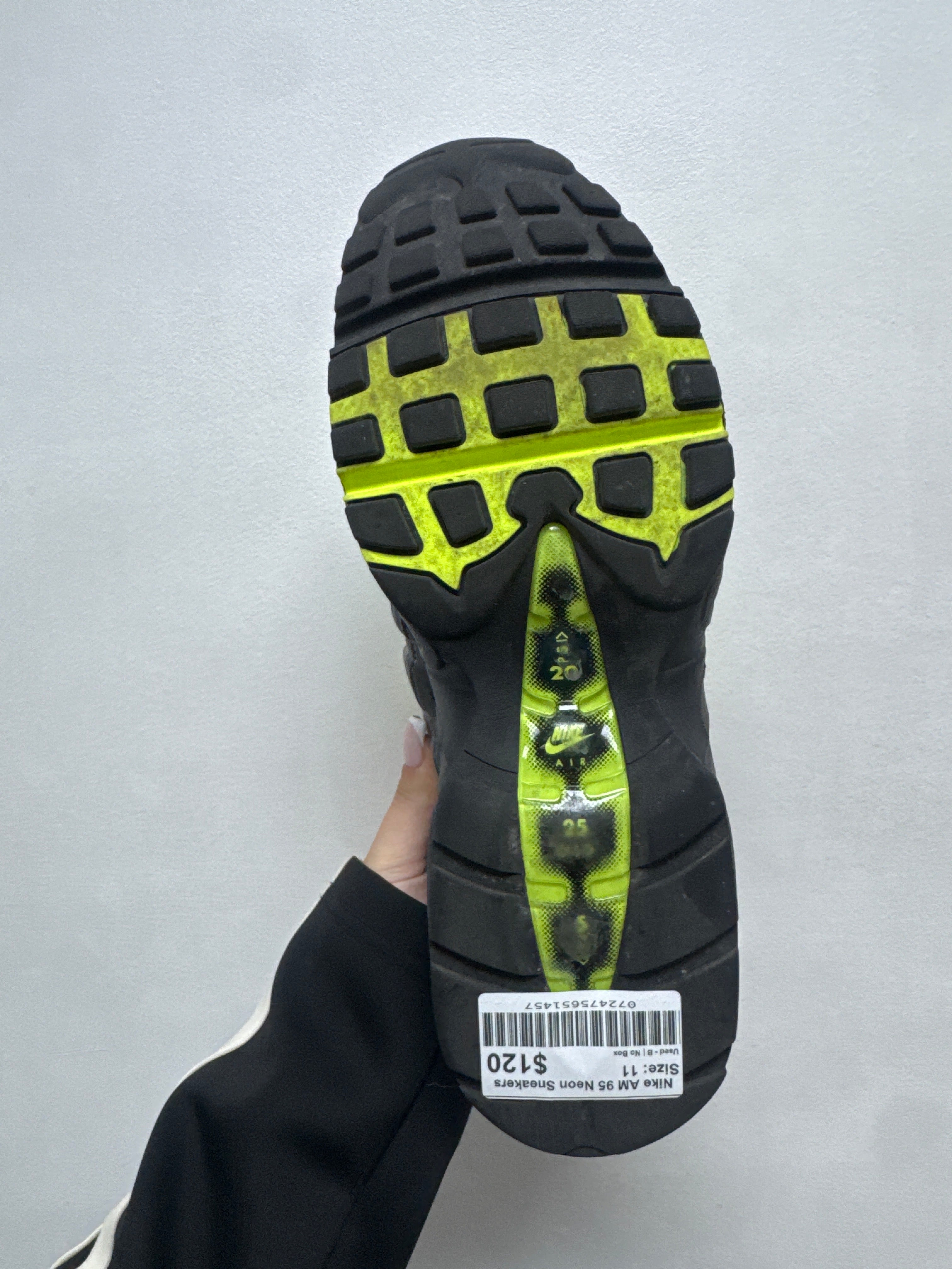 Nike AM 95 Neon Sneakers