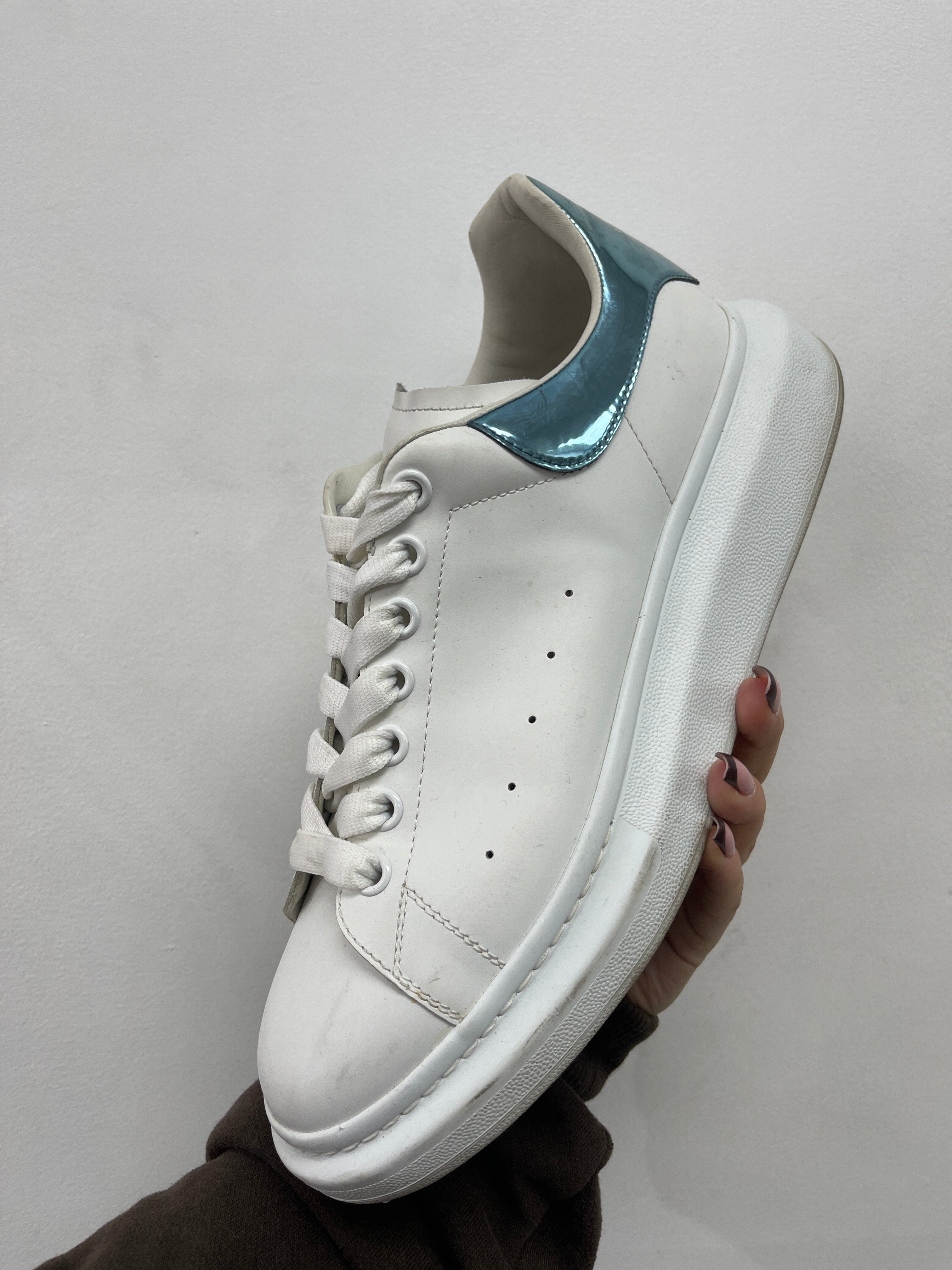 Alexander Mcqueen White Metallic Sneakers