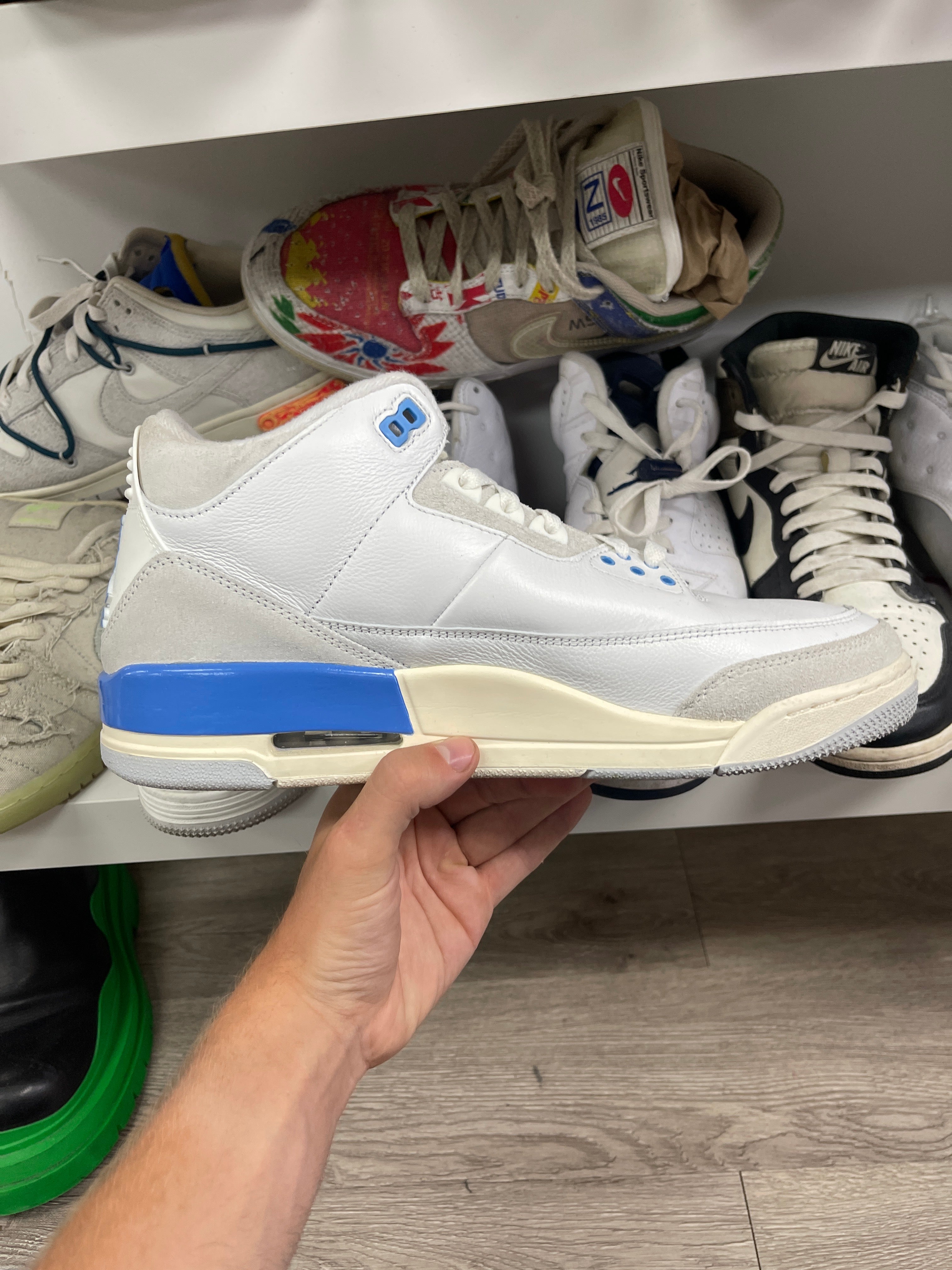 Jordan 3 Lucky Shorts Sneakers
