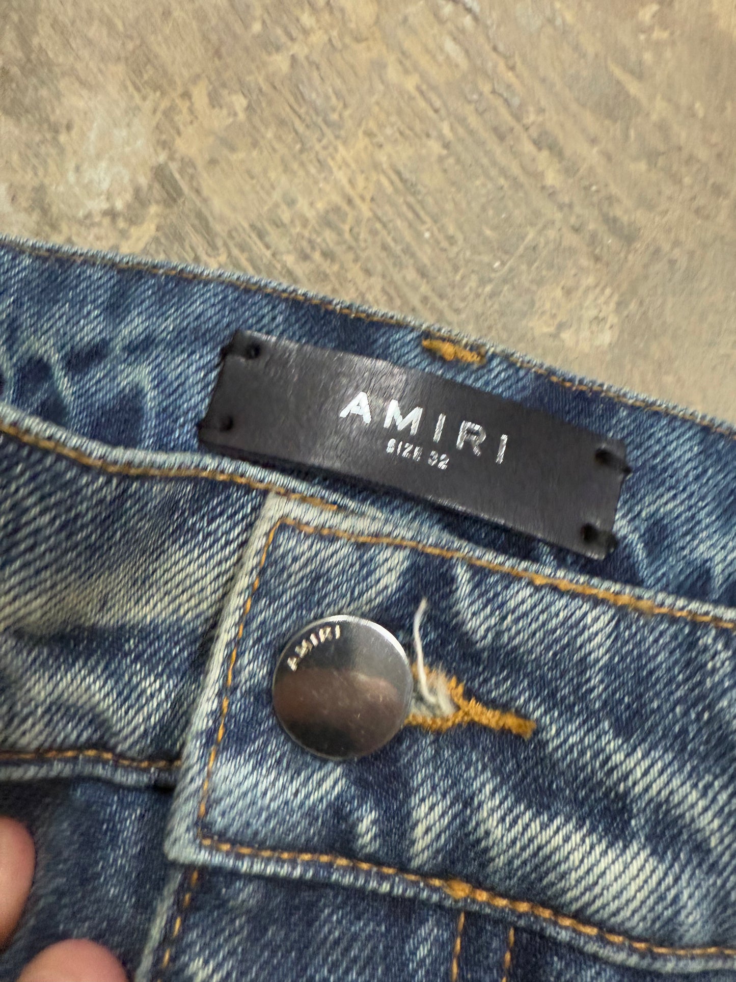 Amiri Jeans Lightwash (Wide Leg) Used 32