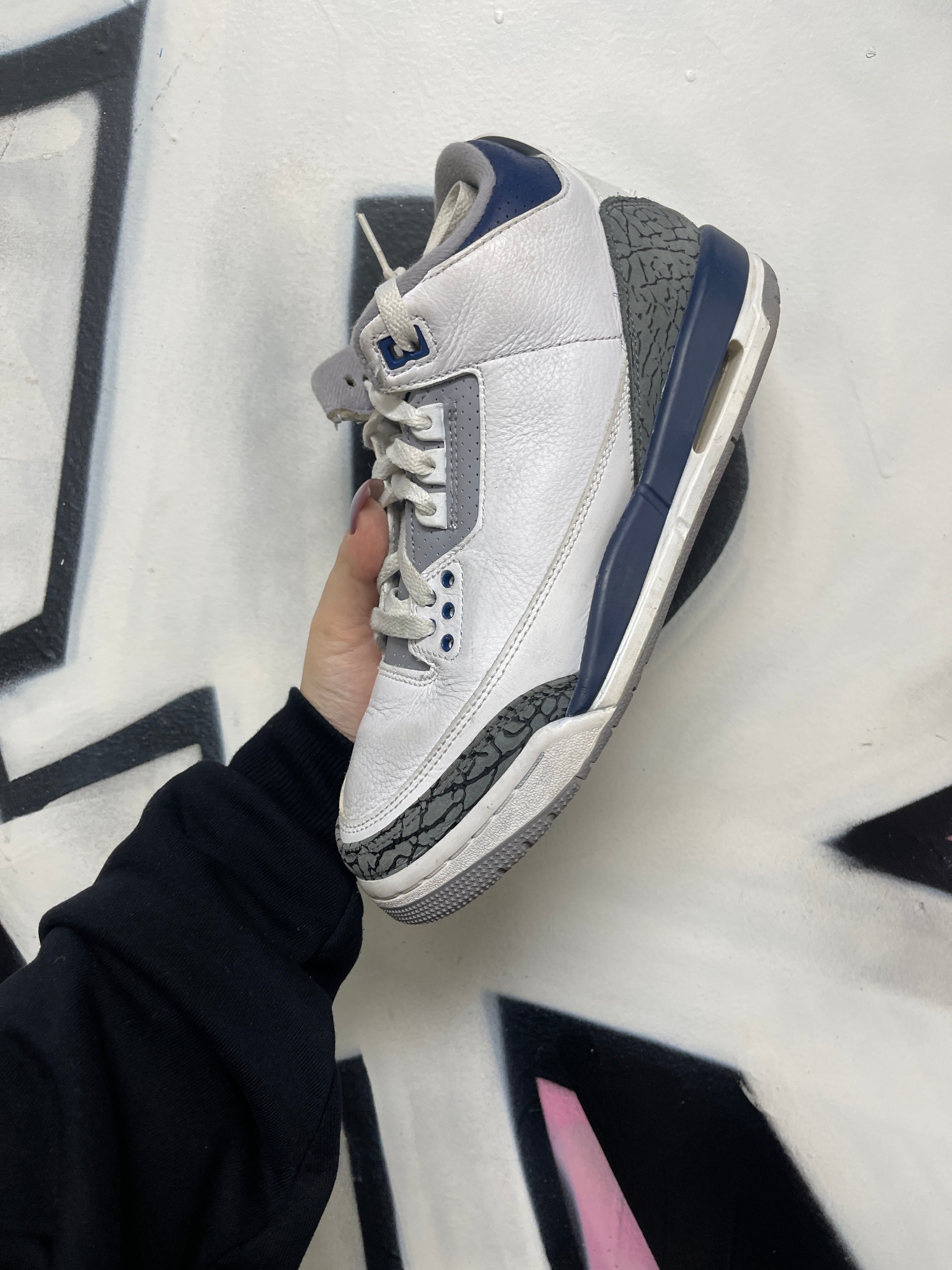 Nike Jordan 3 Midnight Navy Sneakers
