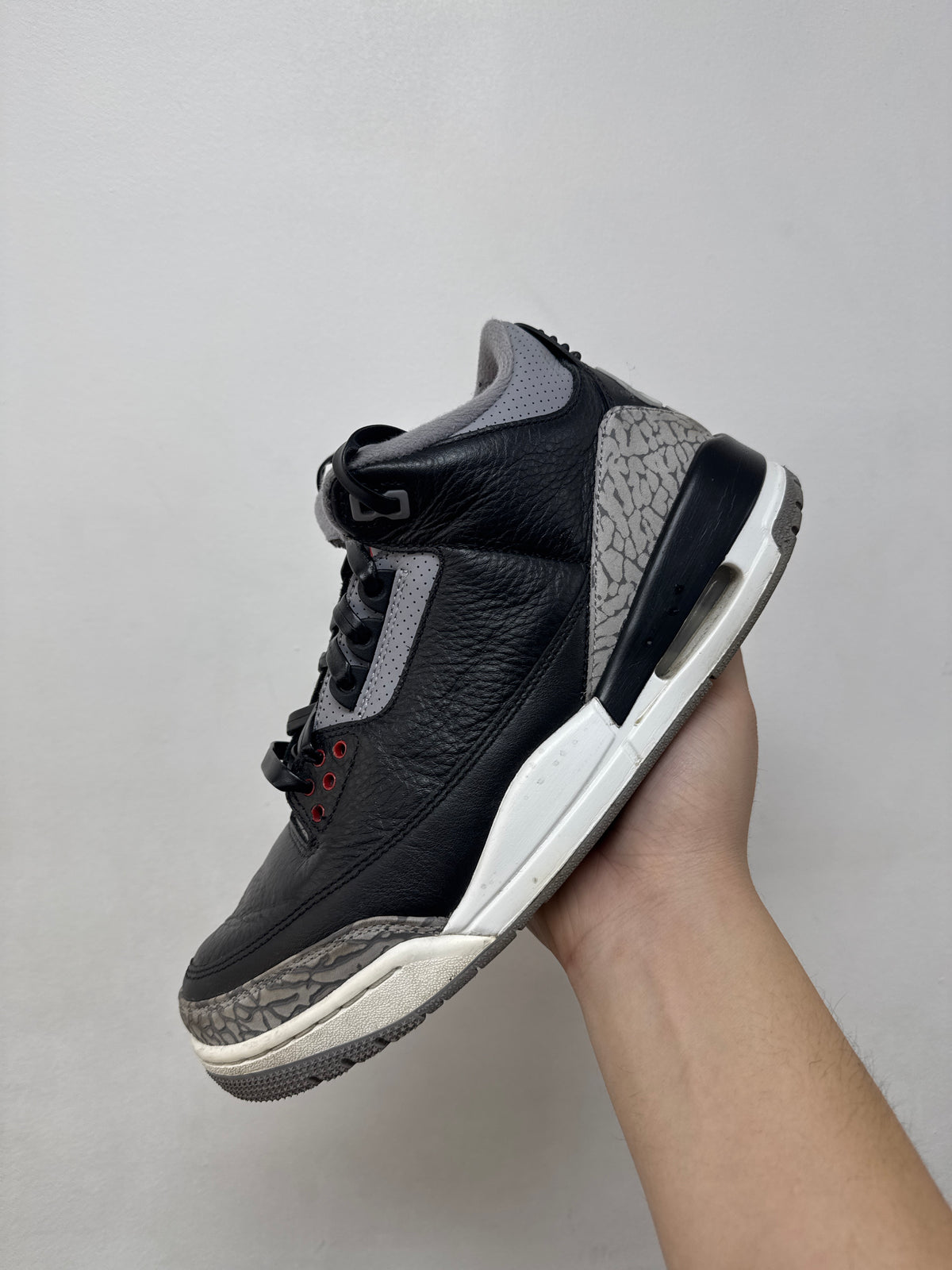 Jordan 3 Black Cement Sneakers