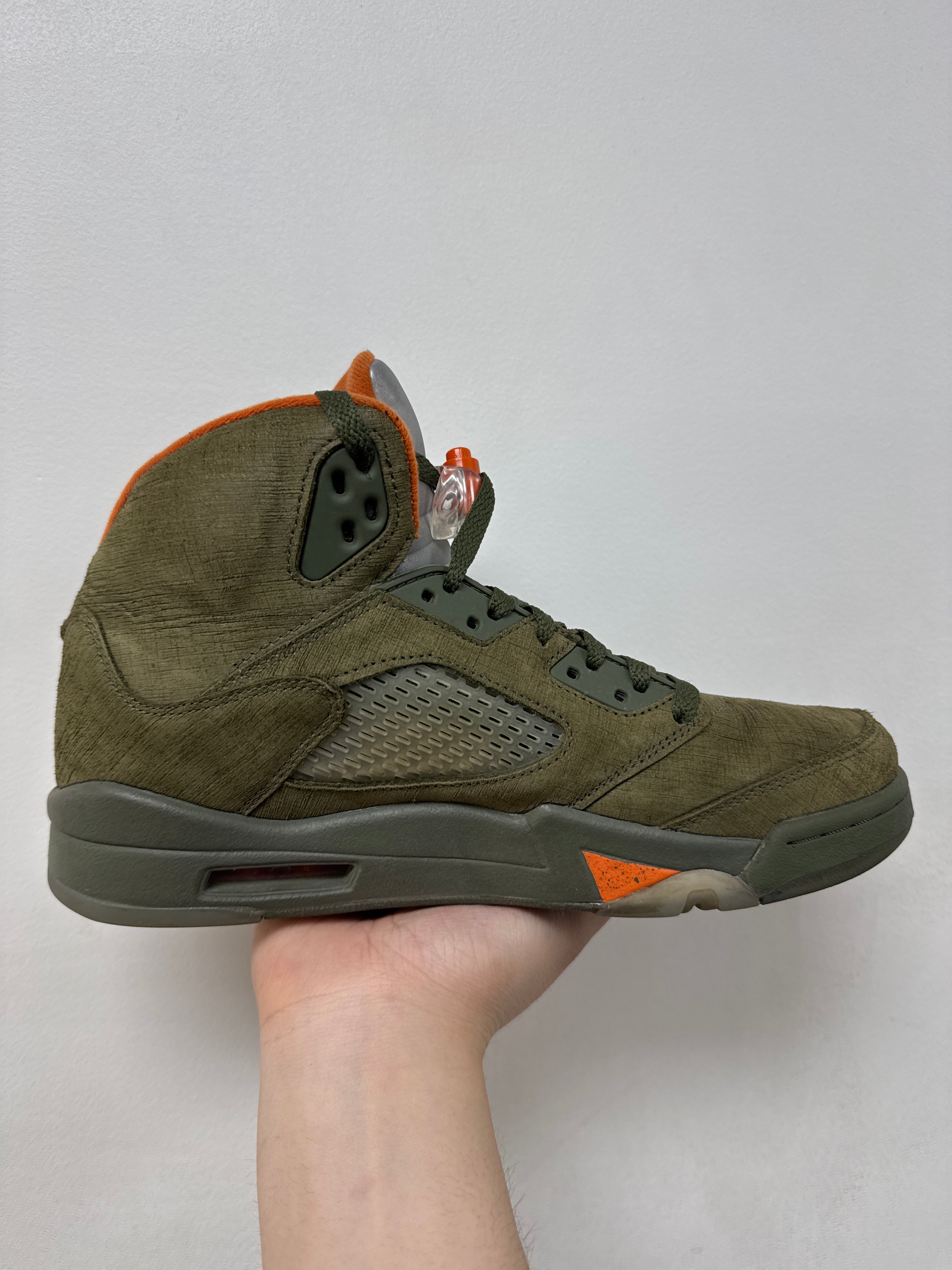 Jordan 5 Olive Sneakers