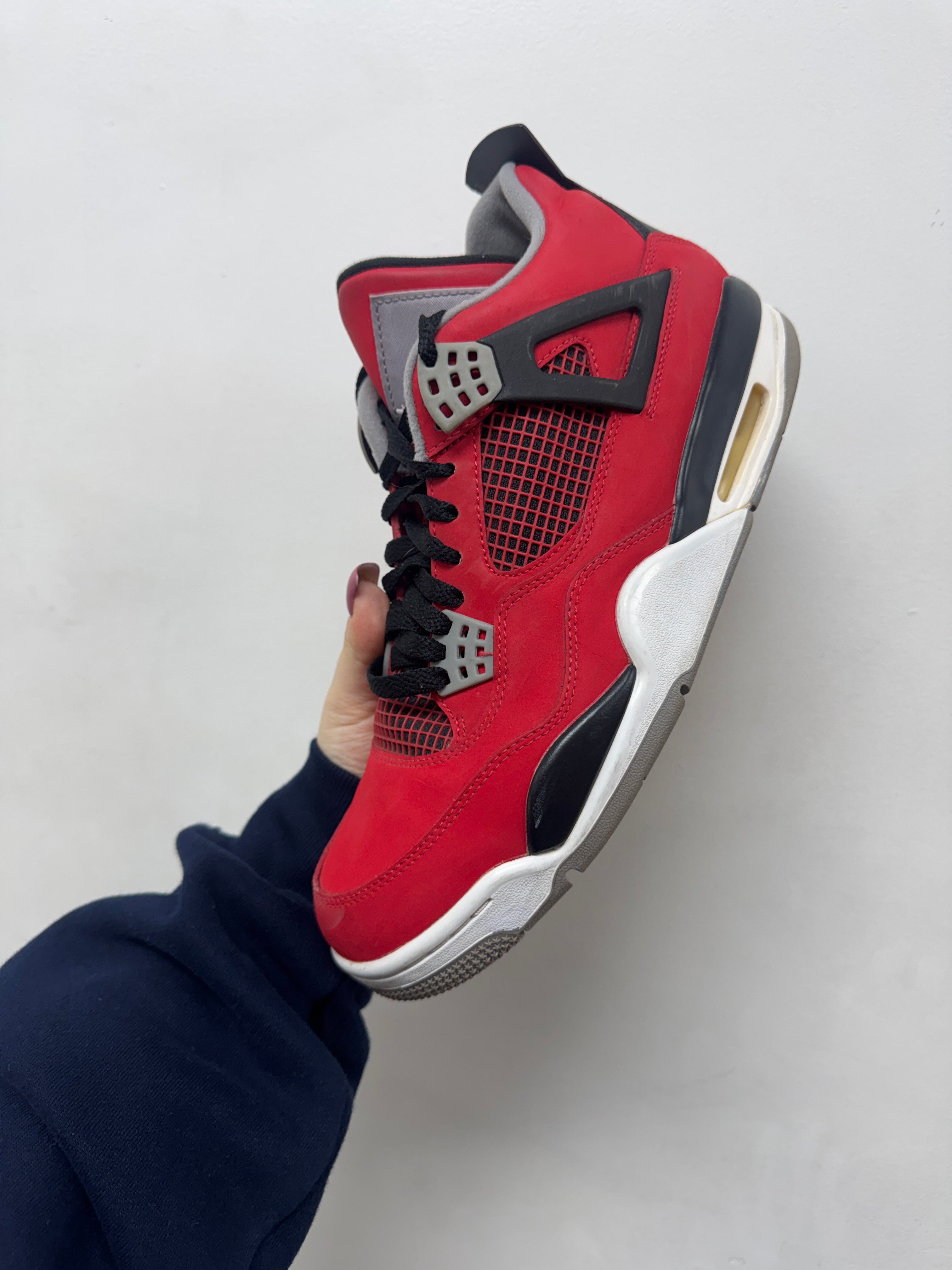 Jordan 4 Toro Bravo (2013) Sneakers