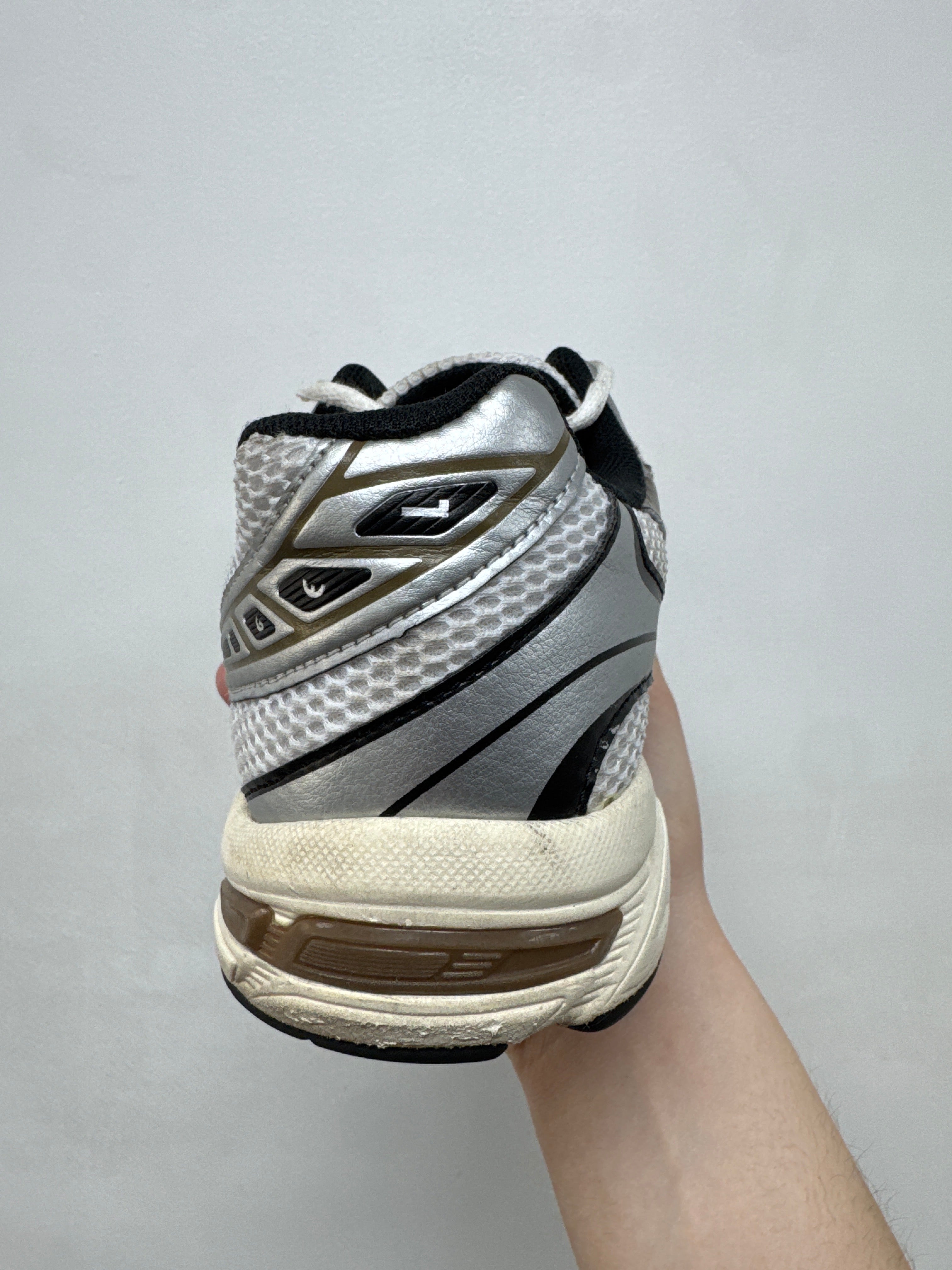 ASICS Clay Canyon Gel-1130 Sneakers