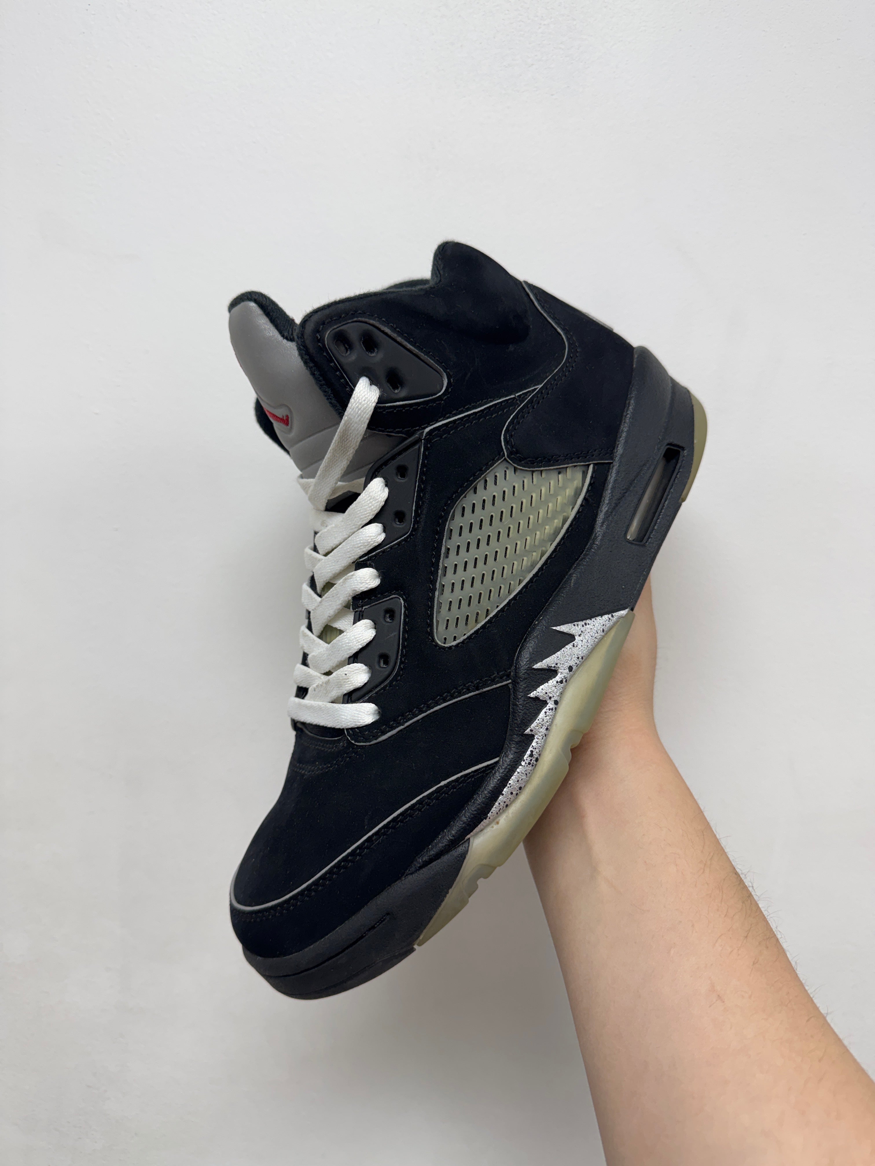 Jordan 5 Black Metallic Sneakers