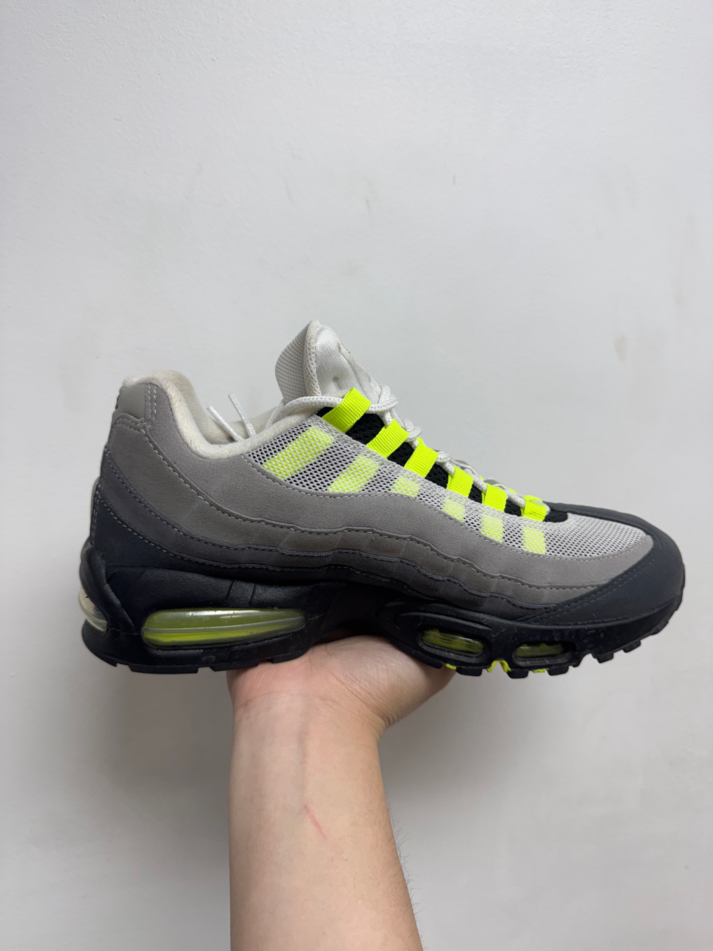 Nike AM95 Big Bubble Neon Sneakers