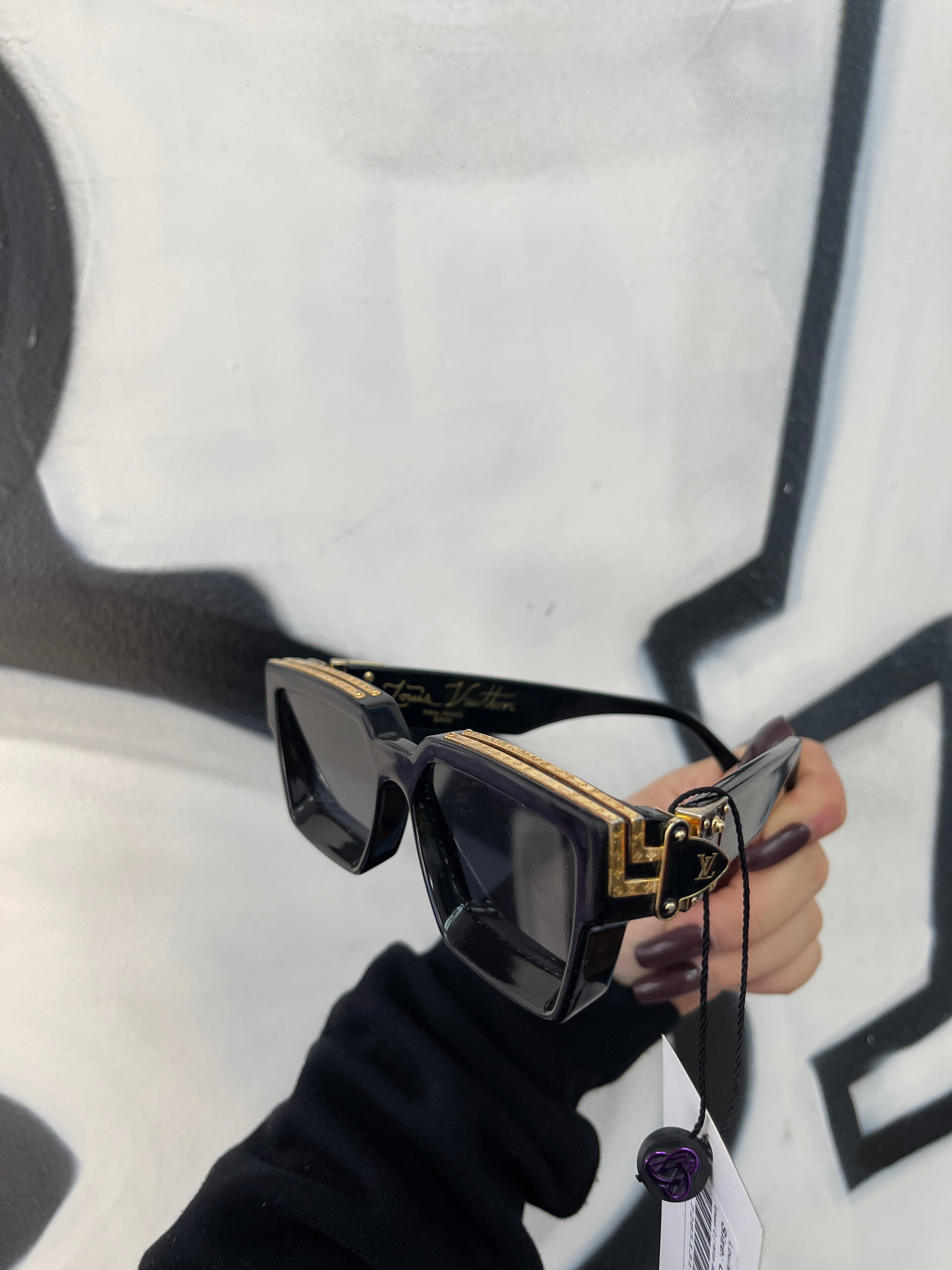 Louis Vuitton Black Millionaire Glasses