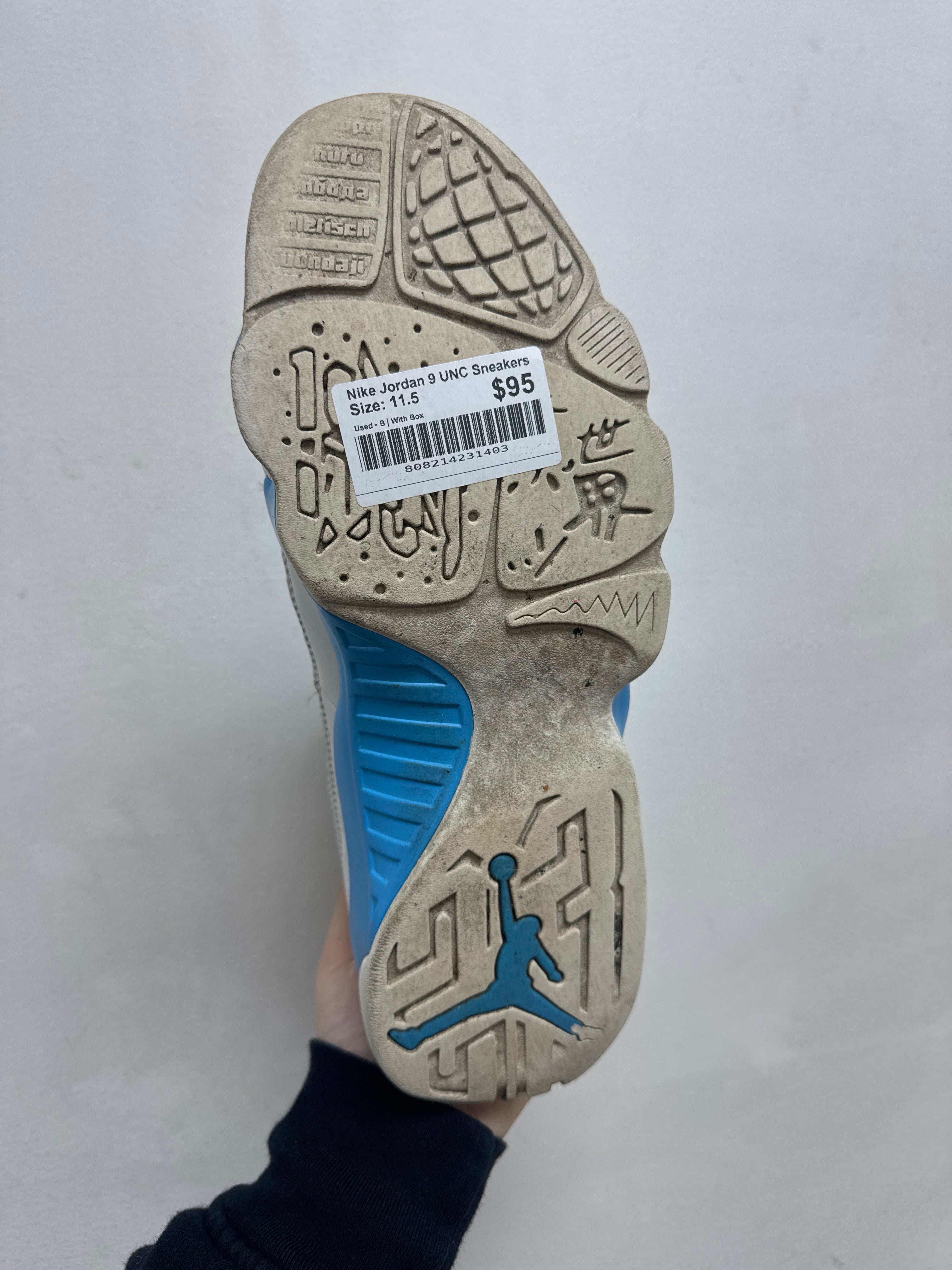 Nike Jordan 9 UNC Sneakers