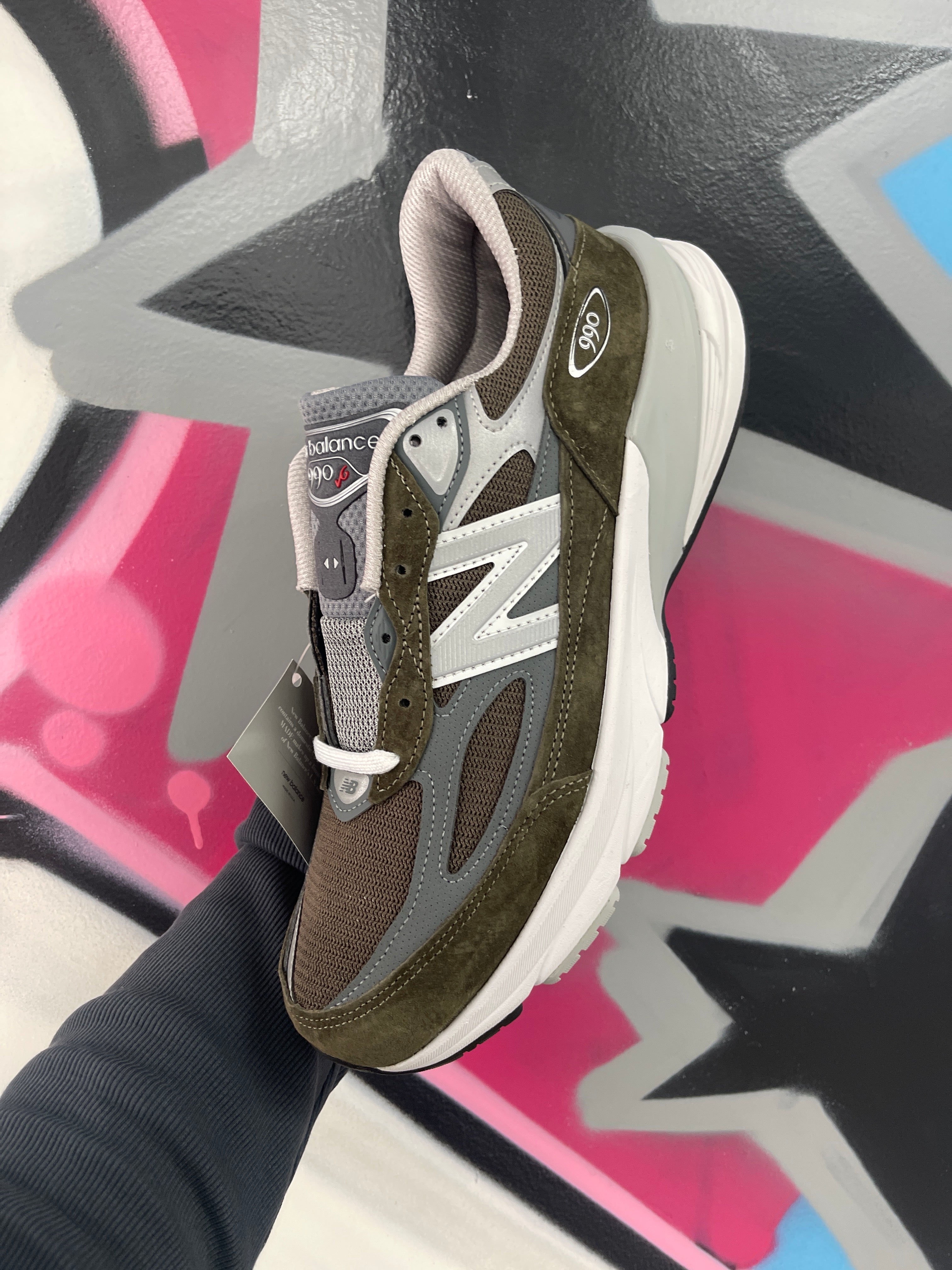 NB 990v6 Black Olive New With Box