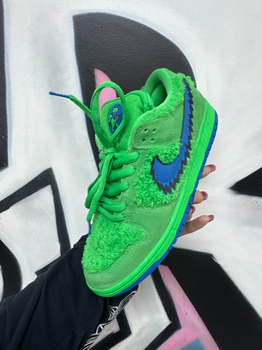 Nike SB Dunk Low Grateful Dead Used 8 With Box