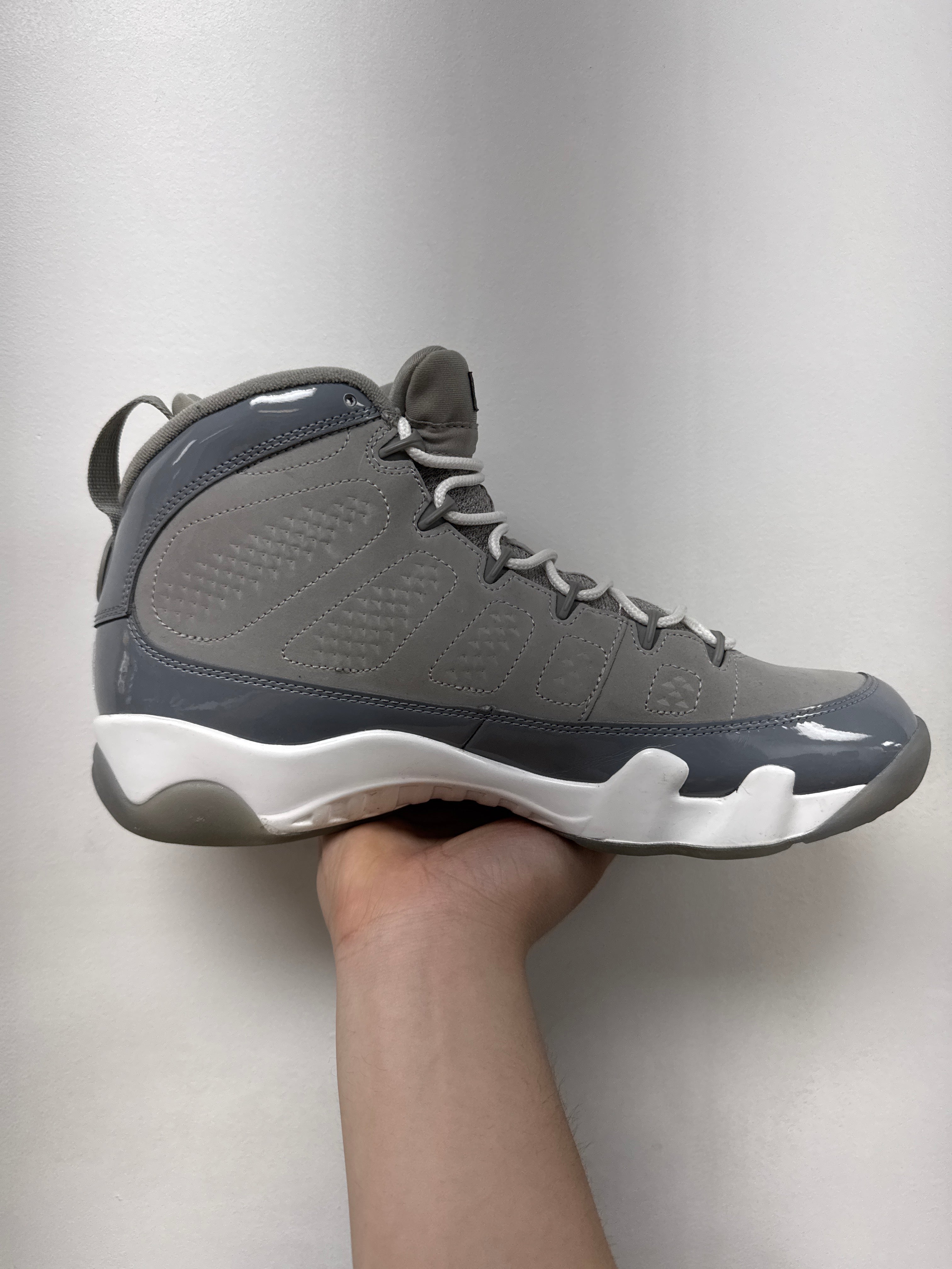 Jordan 9 Cool Grey Sneakers