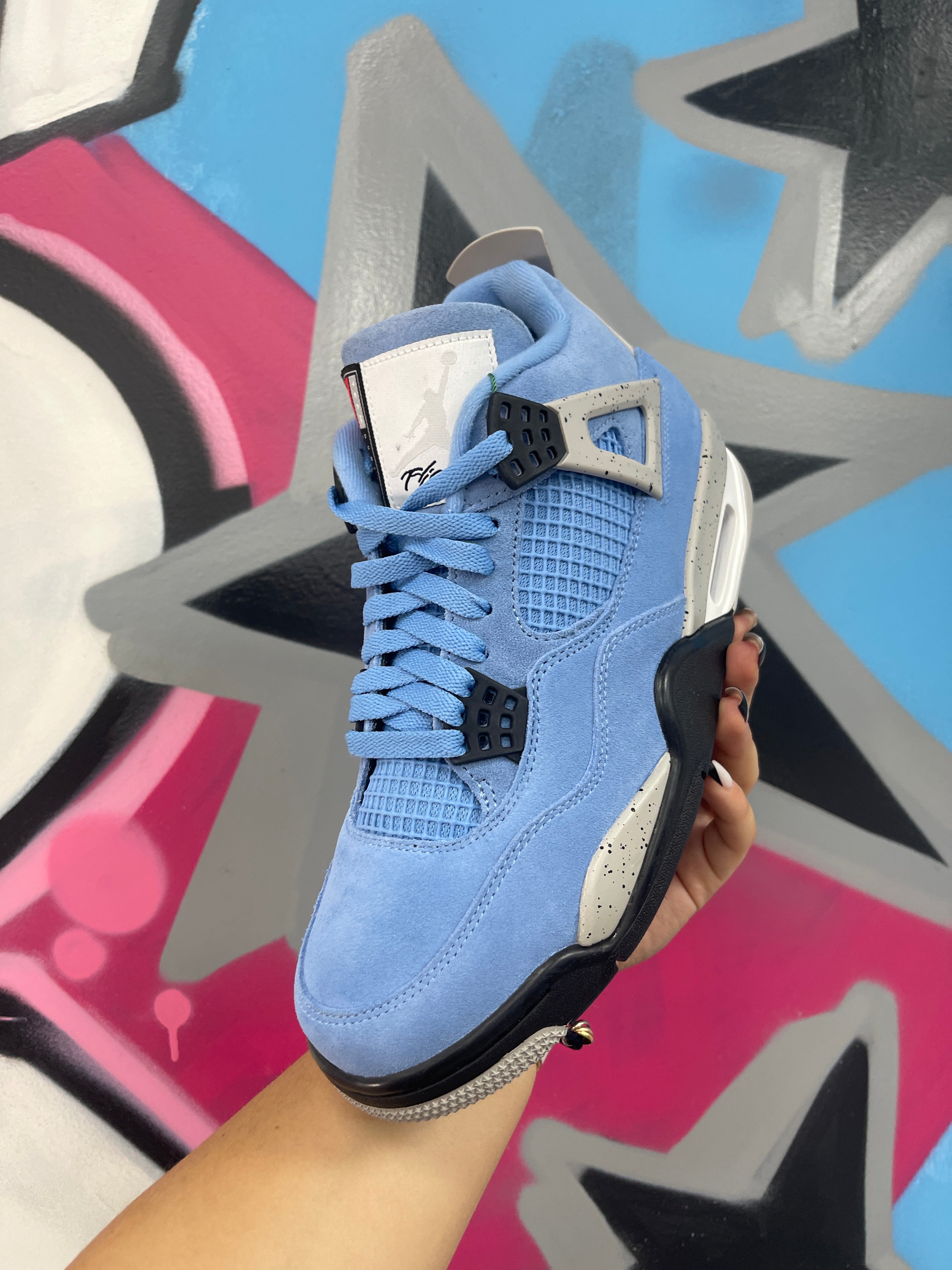 Jordan 4 UNC New 9 With Box