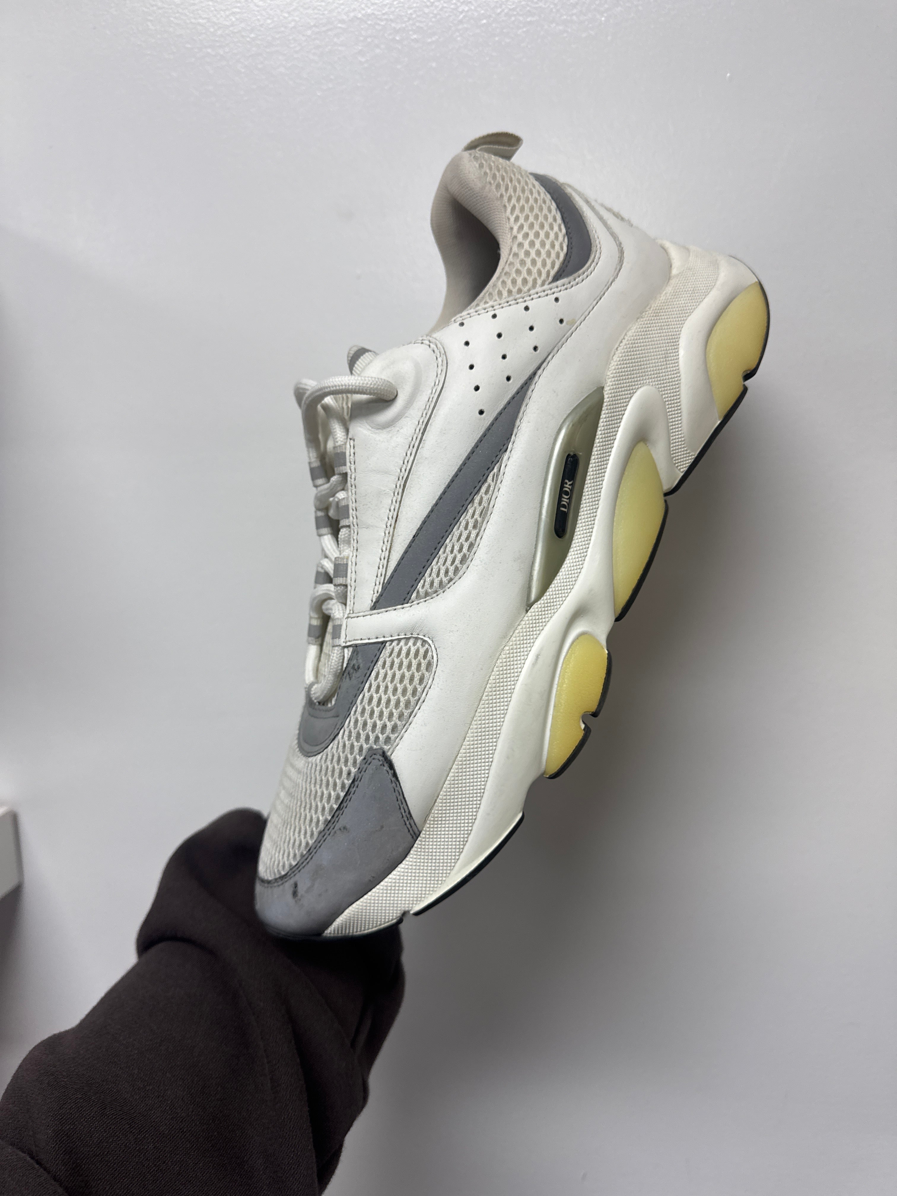 Dior B22 White White Used With Box