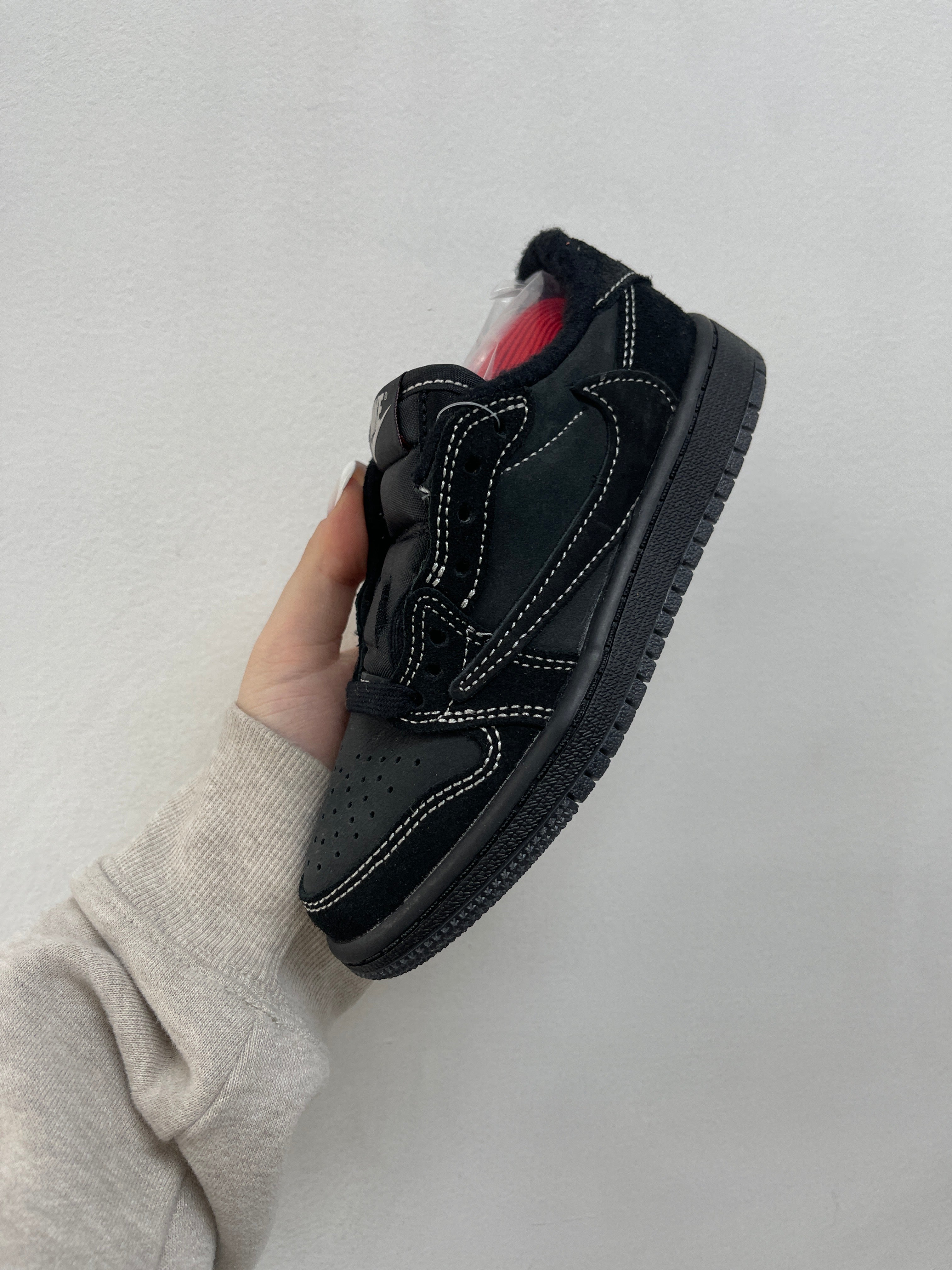 Jordan 1 Low Travis Scott Phantom (PS) Sneakers