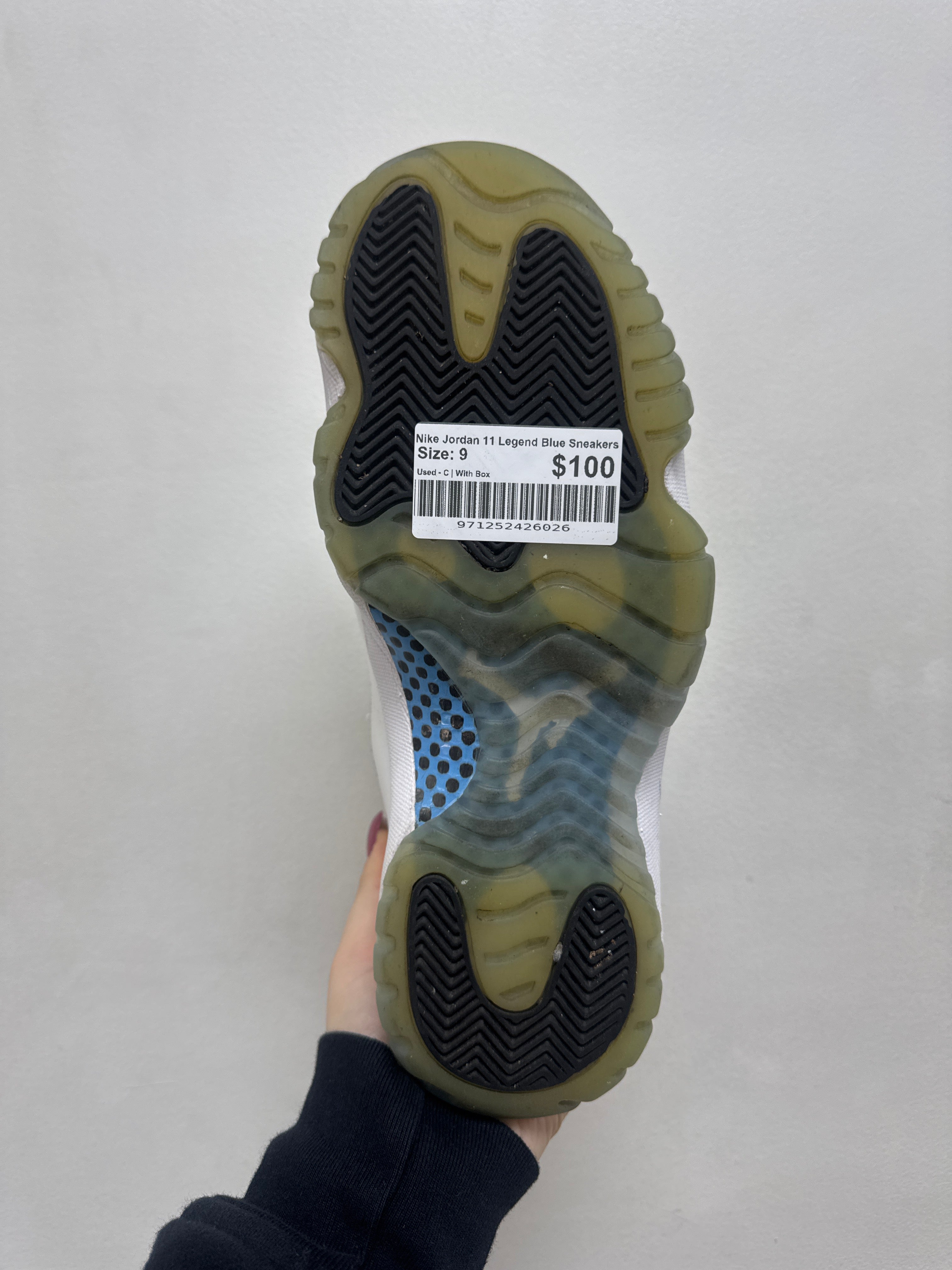 Nike Jordan 11 Legend Blue Sneakers