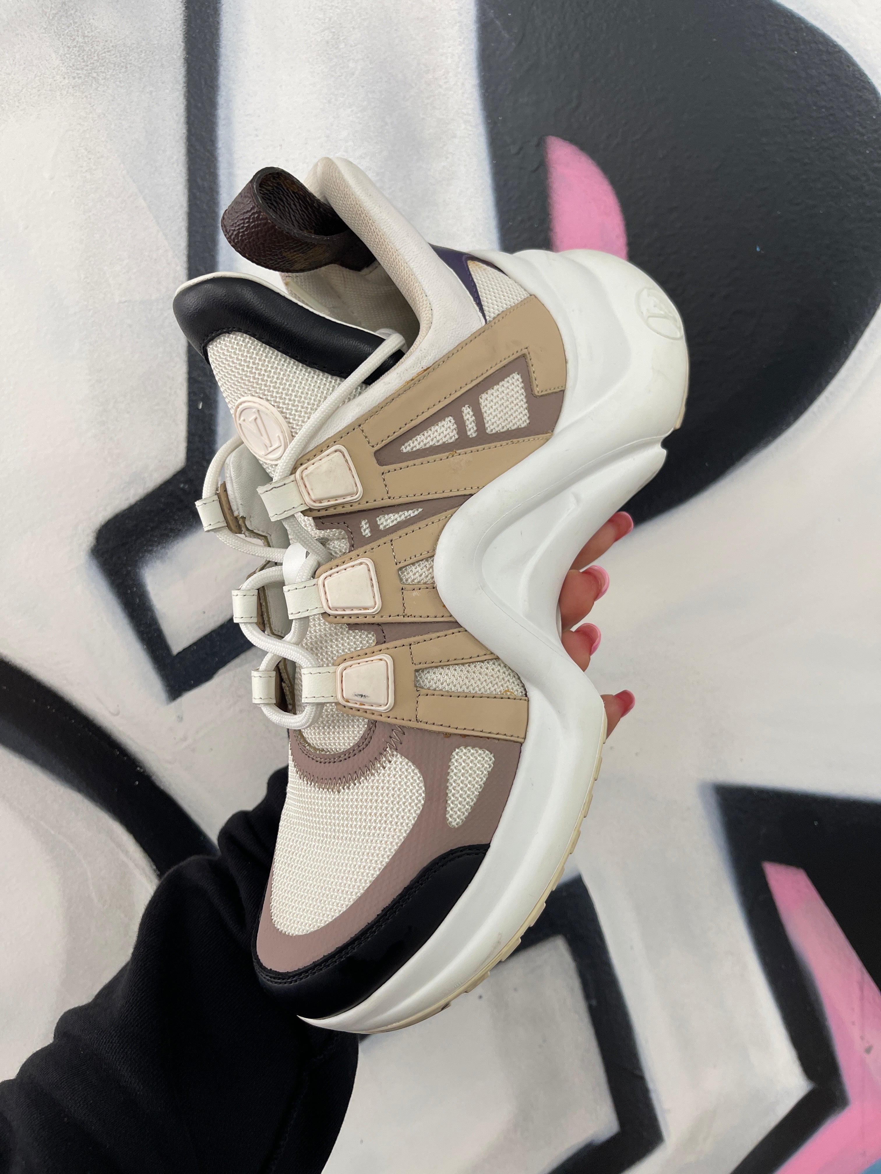 LV Archlight Leather Tri Color Beige Used No Box