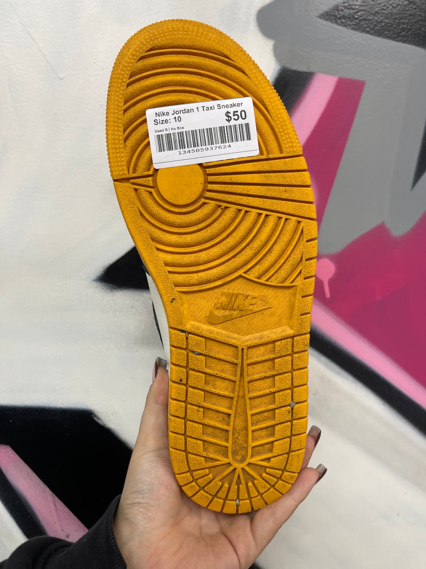 Nike Jordan 1 Taxi Sneaker