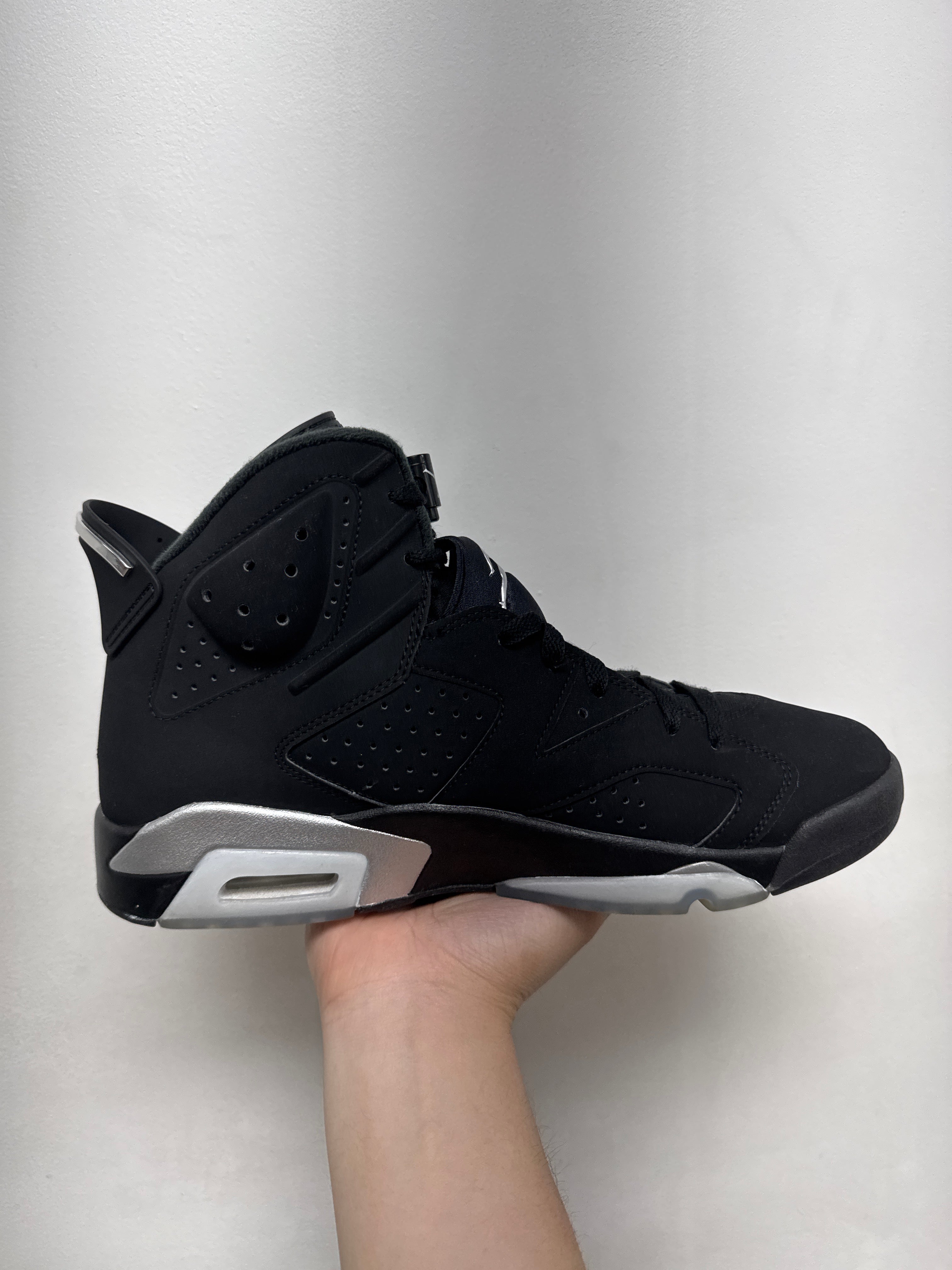 Jordan 6 Chrome Sneakers