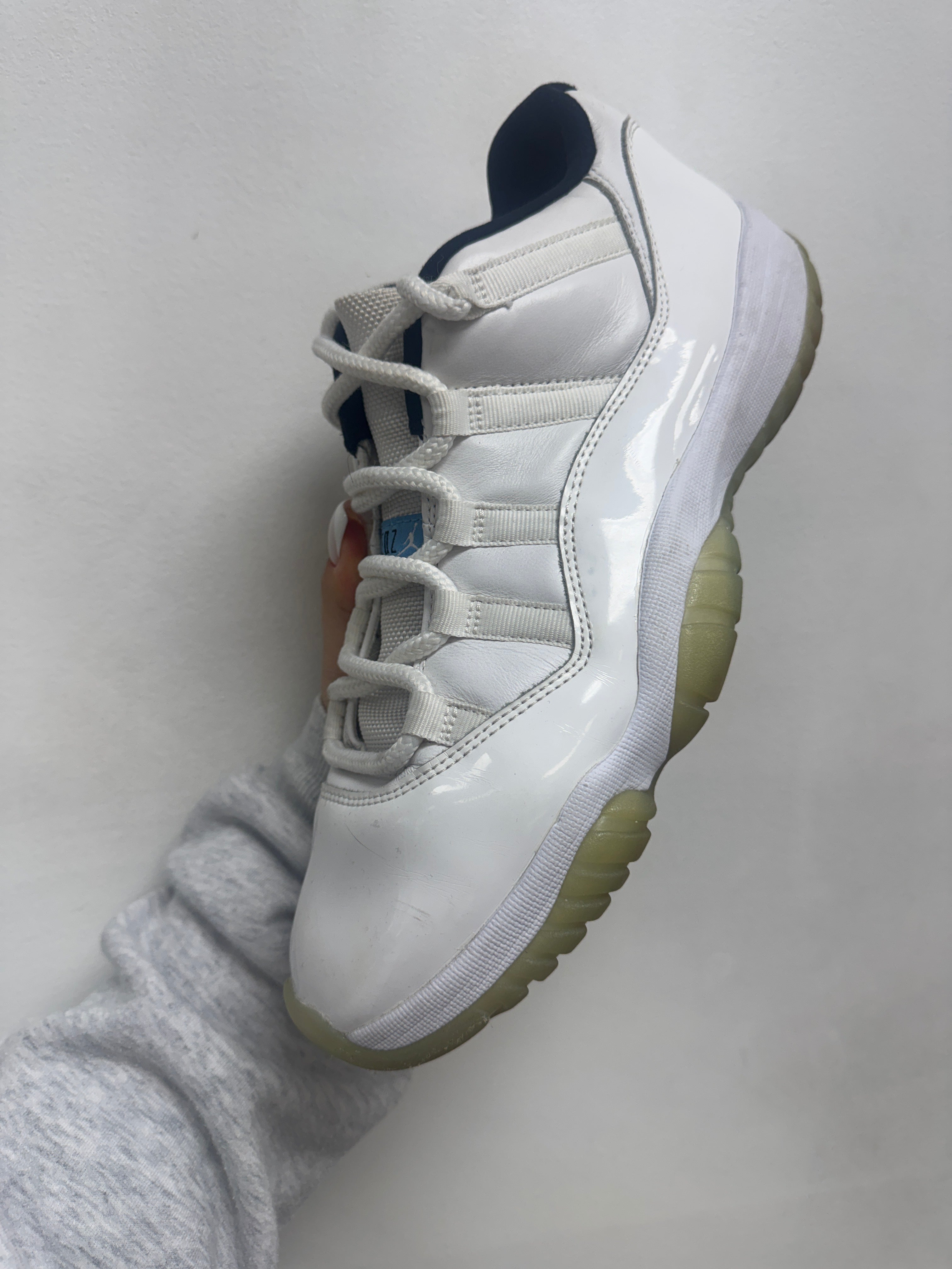 Jordan 11 Low Legend Blue Sneakers
