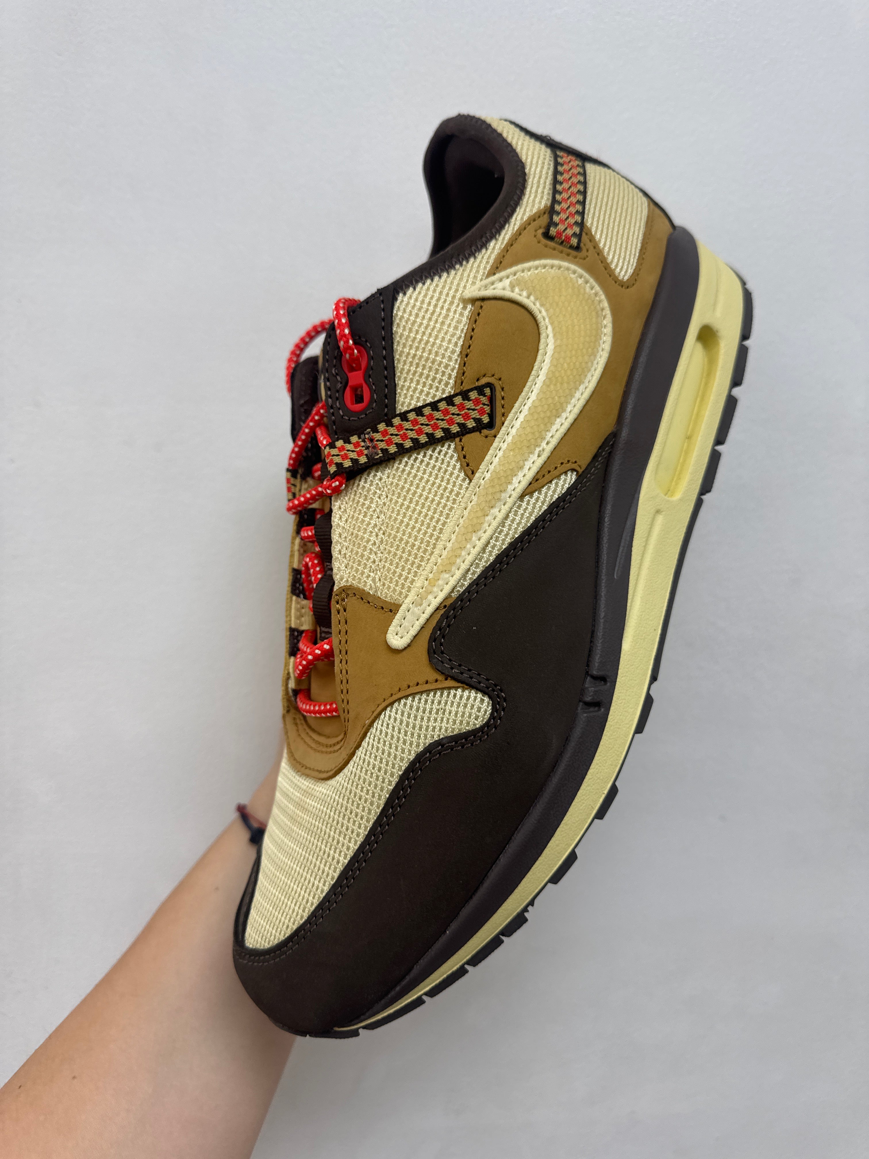 Nike AM1 Travis Scott Baroque Brown Sneakers