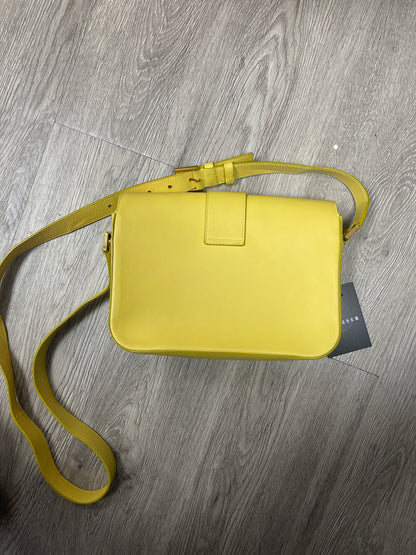 YSL Chyc Leather Classic Y Yellow Crossbody Bag Lightly Worn One Size N/A