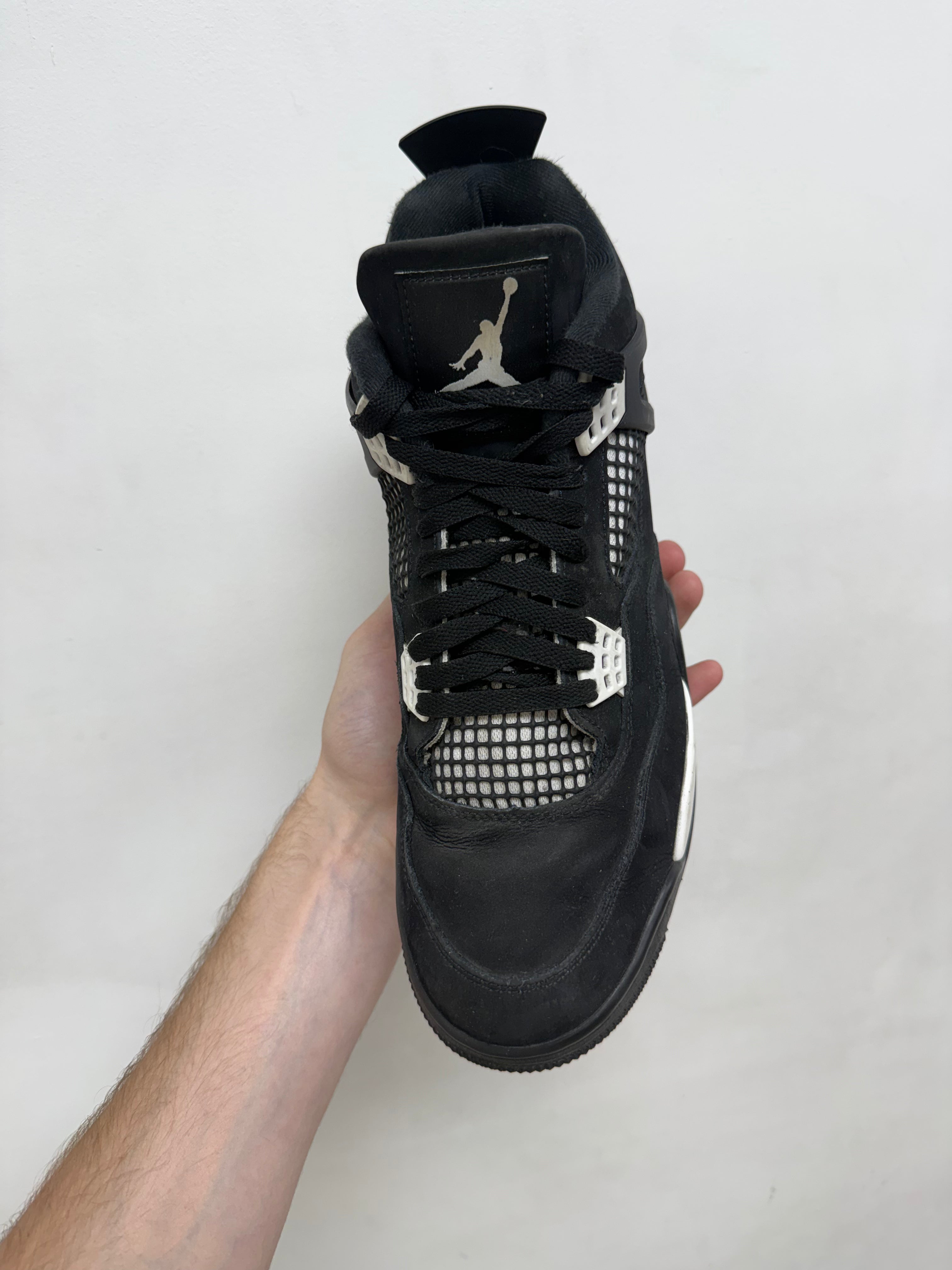 Jordan 4 White Thunder Sneakers