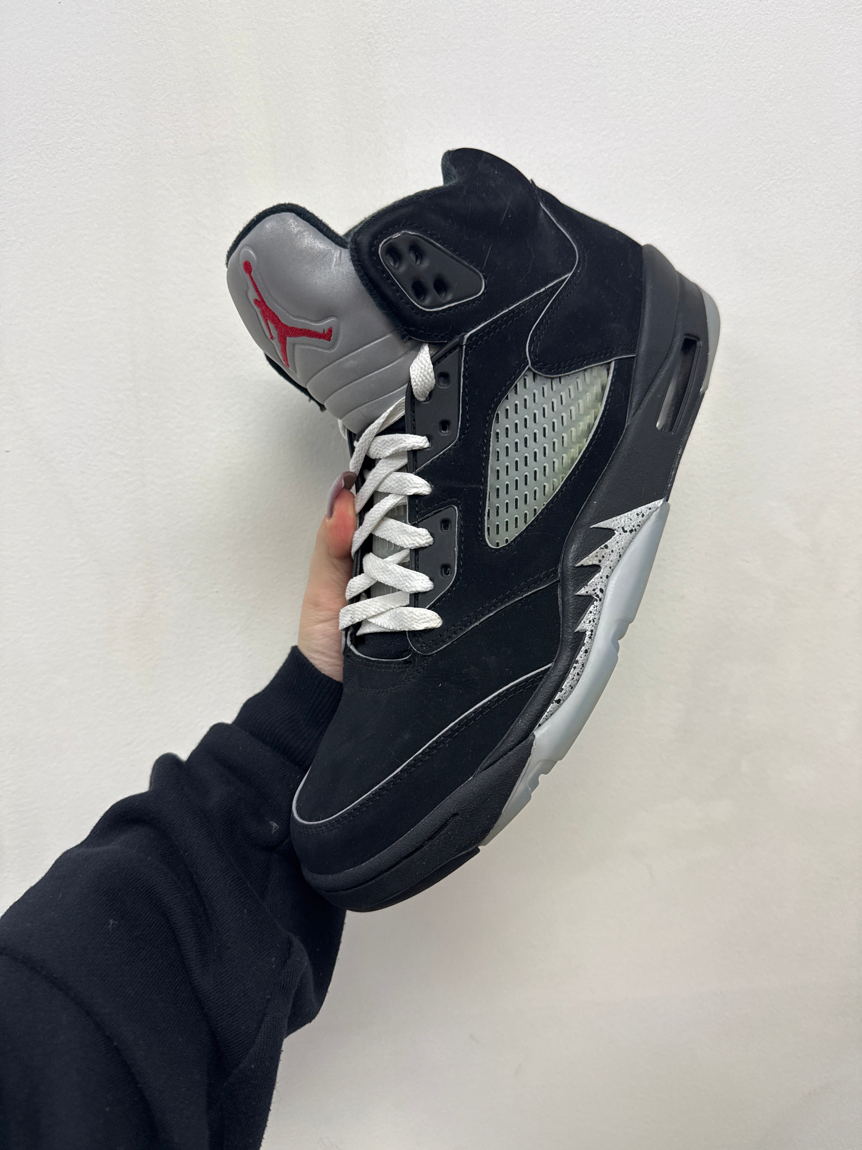 Jordan 5 Black Metallic Sneakers