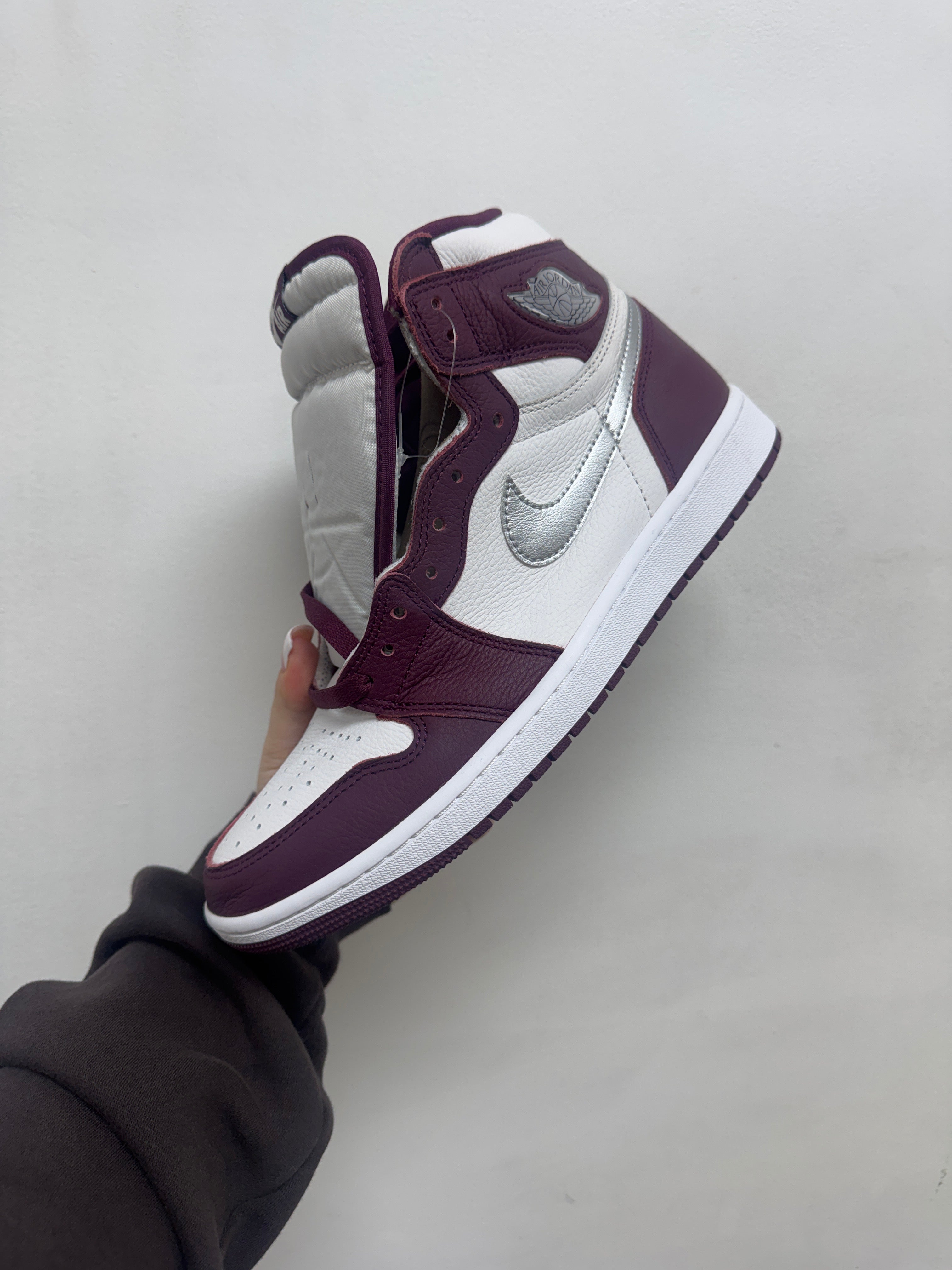Jordan 1 Bordeaux Sneakers