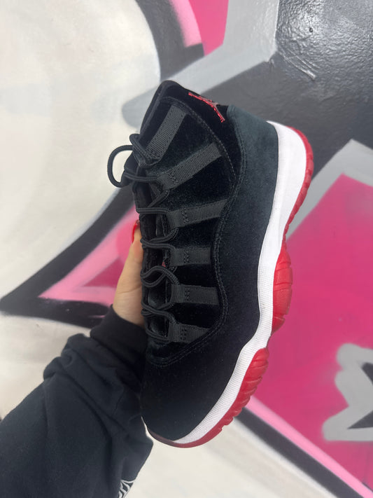 Nike Jordan 11 Bred Velet Womens (7.5) Sneakers