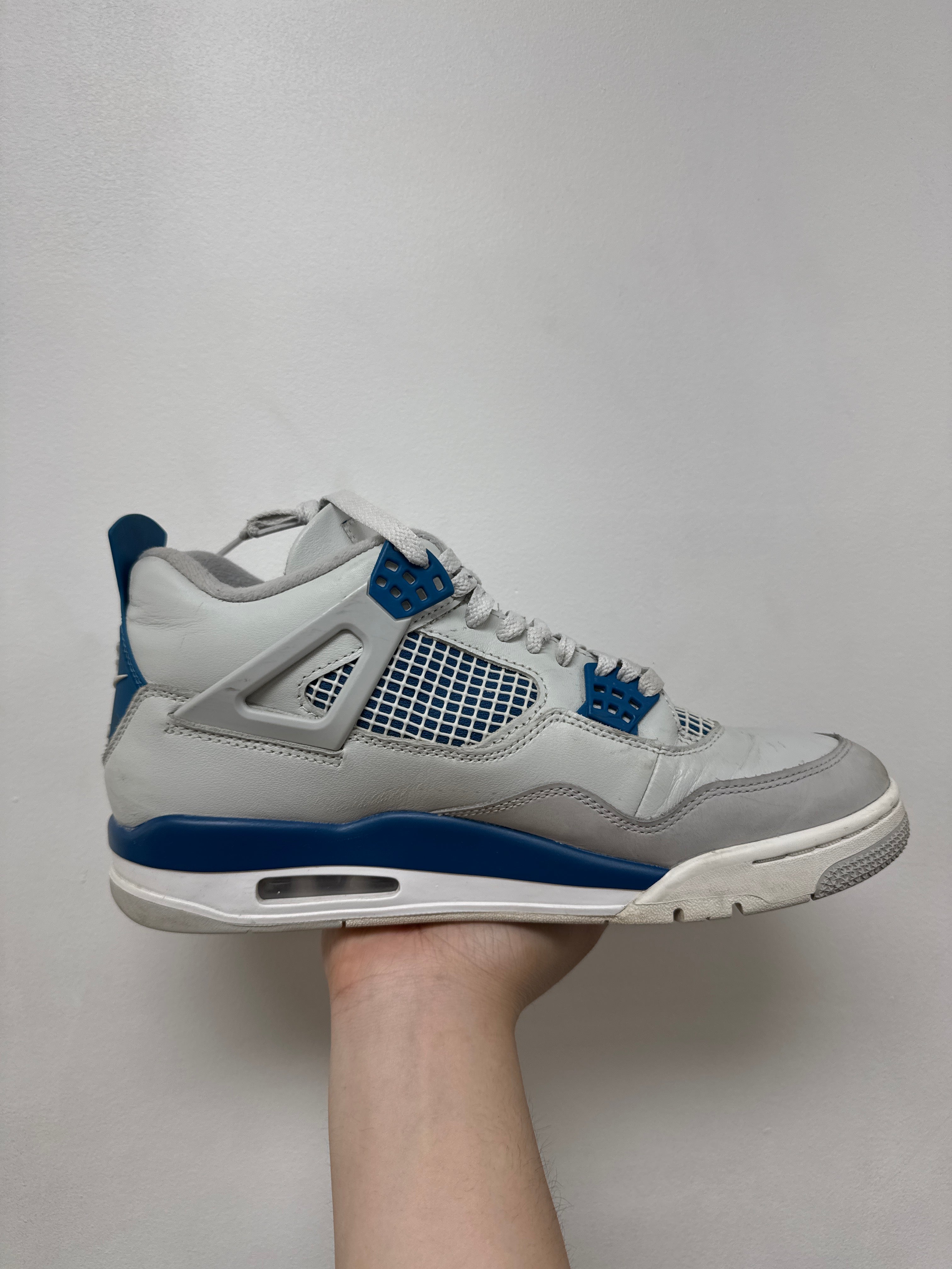 Jordan 4 Military Blue Sneakers