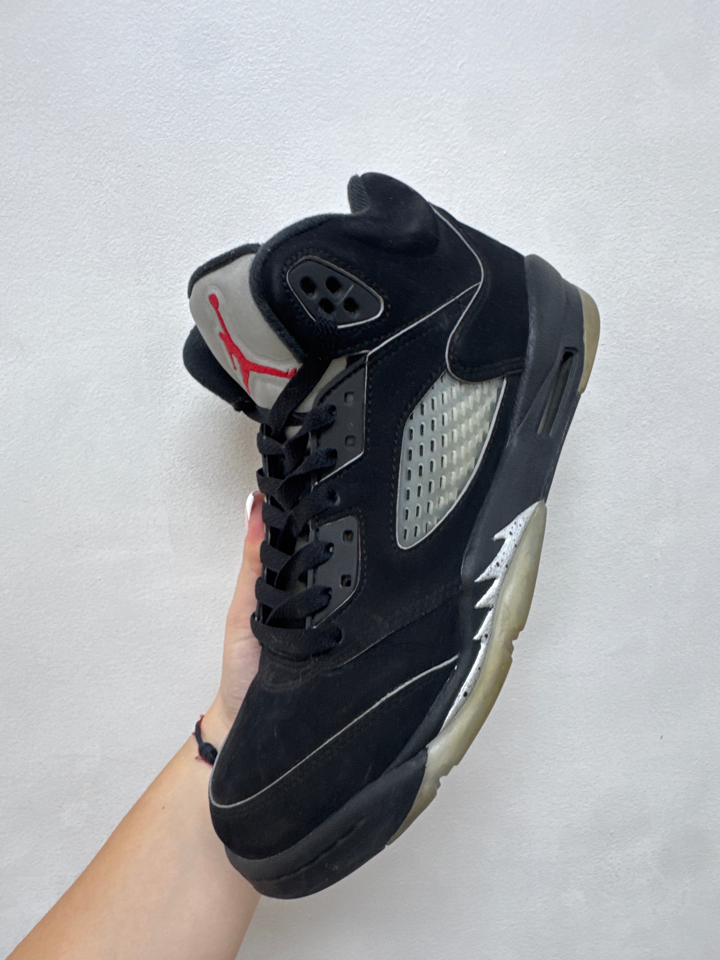 Jordan 5 Black Metallic Sneakers