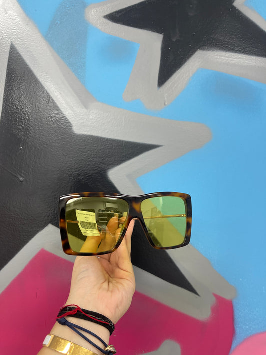 Gucci Jumbo Shades Leopard Yellow Lens Used OSFM With Case