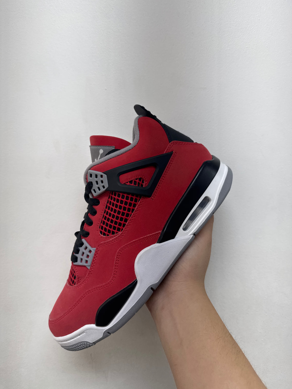 Jordan 4 Toro Sneakers