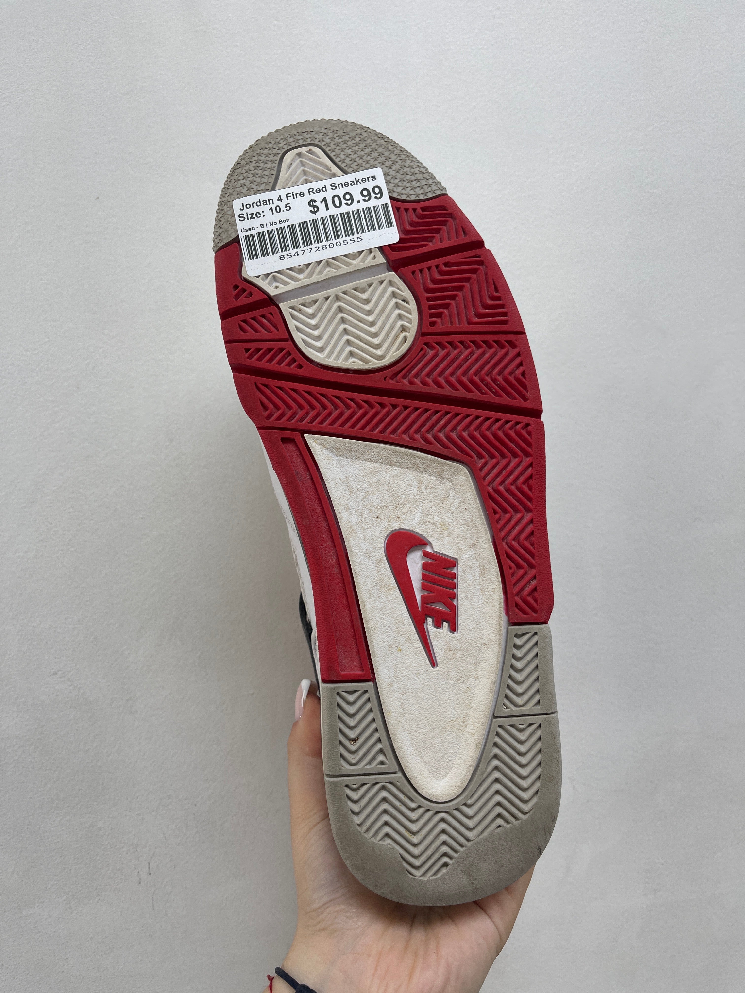 Jordan 4 Fire Red Sneakers
