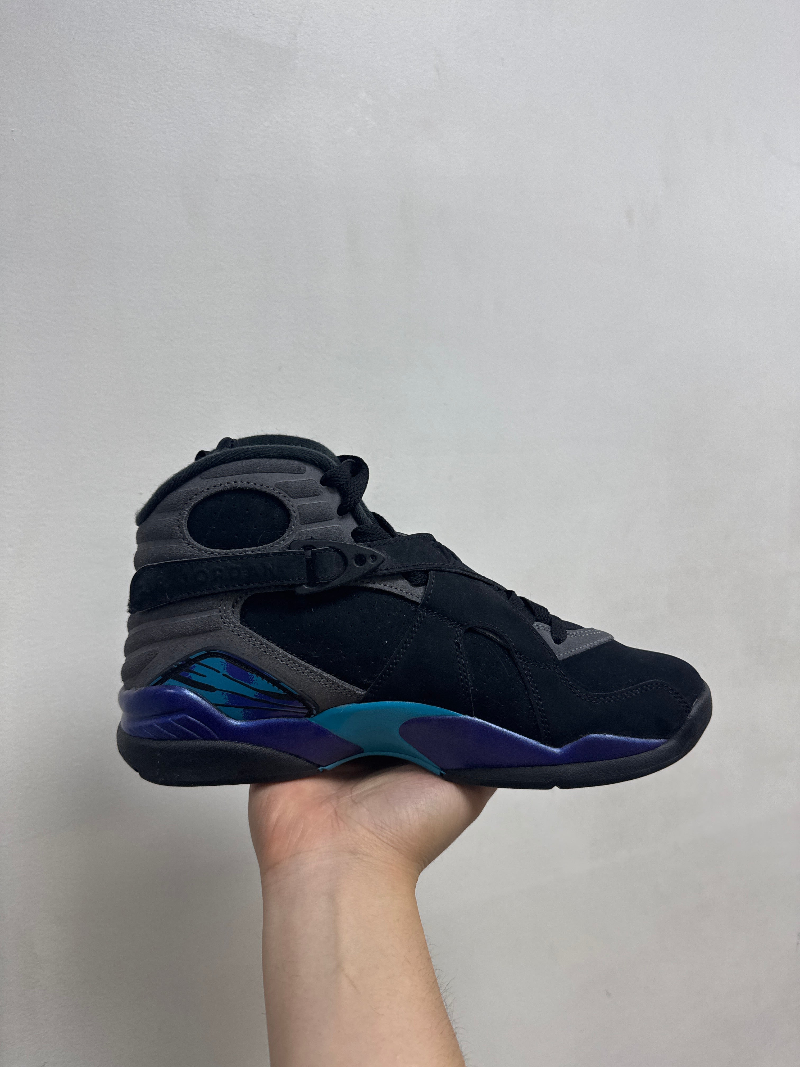 Jordan 8 Aqua Sneakers