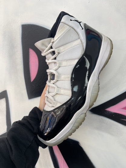 Nike Jordan 11 Concord Sneakers