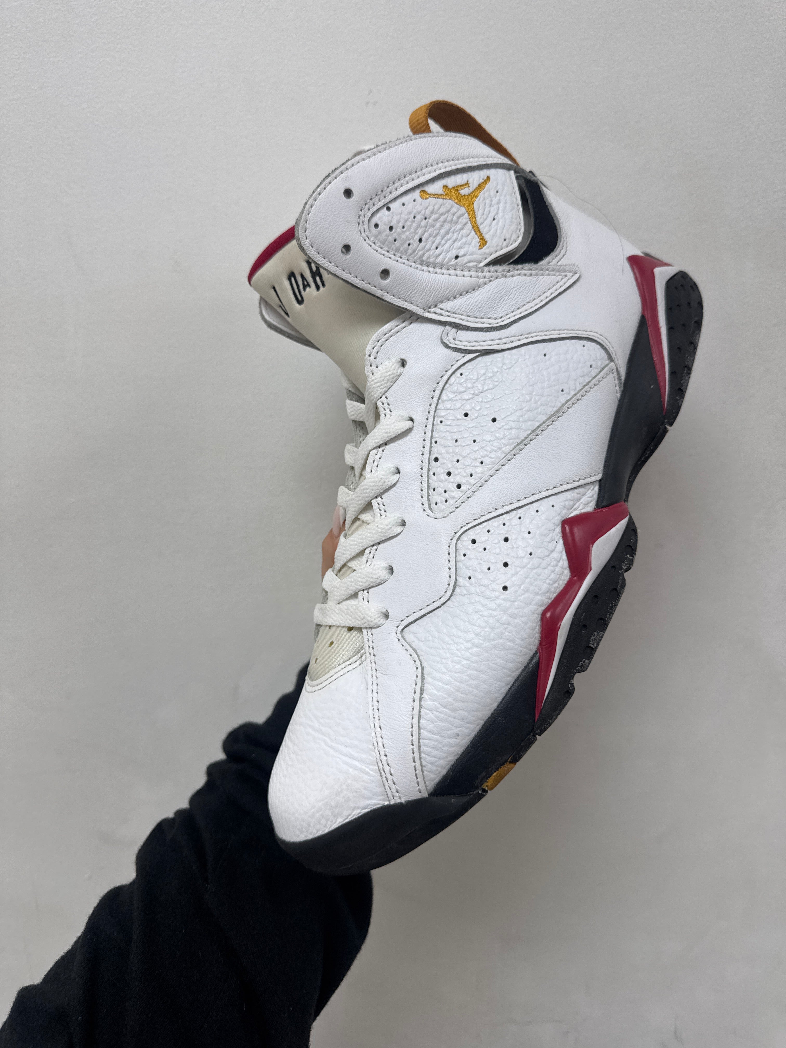 Jordan 7 Cardinal Sneakers