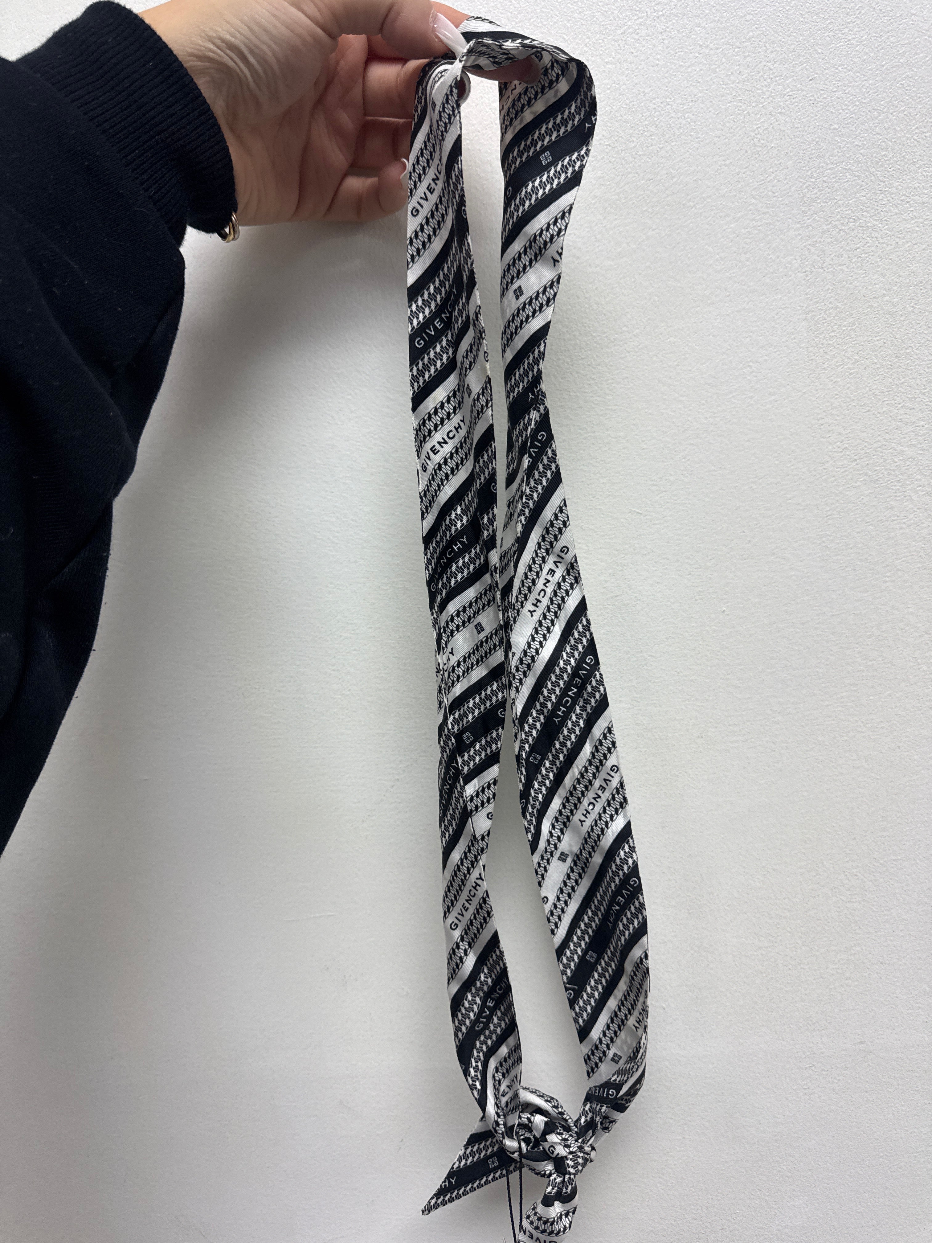 Givenchy Black White Silk 4G Logo Head Scarf Accessories