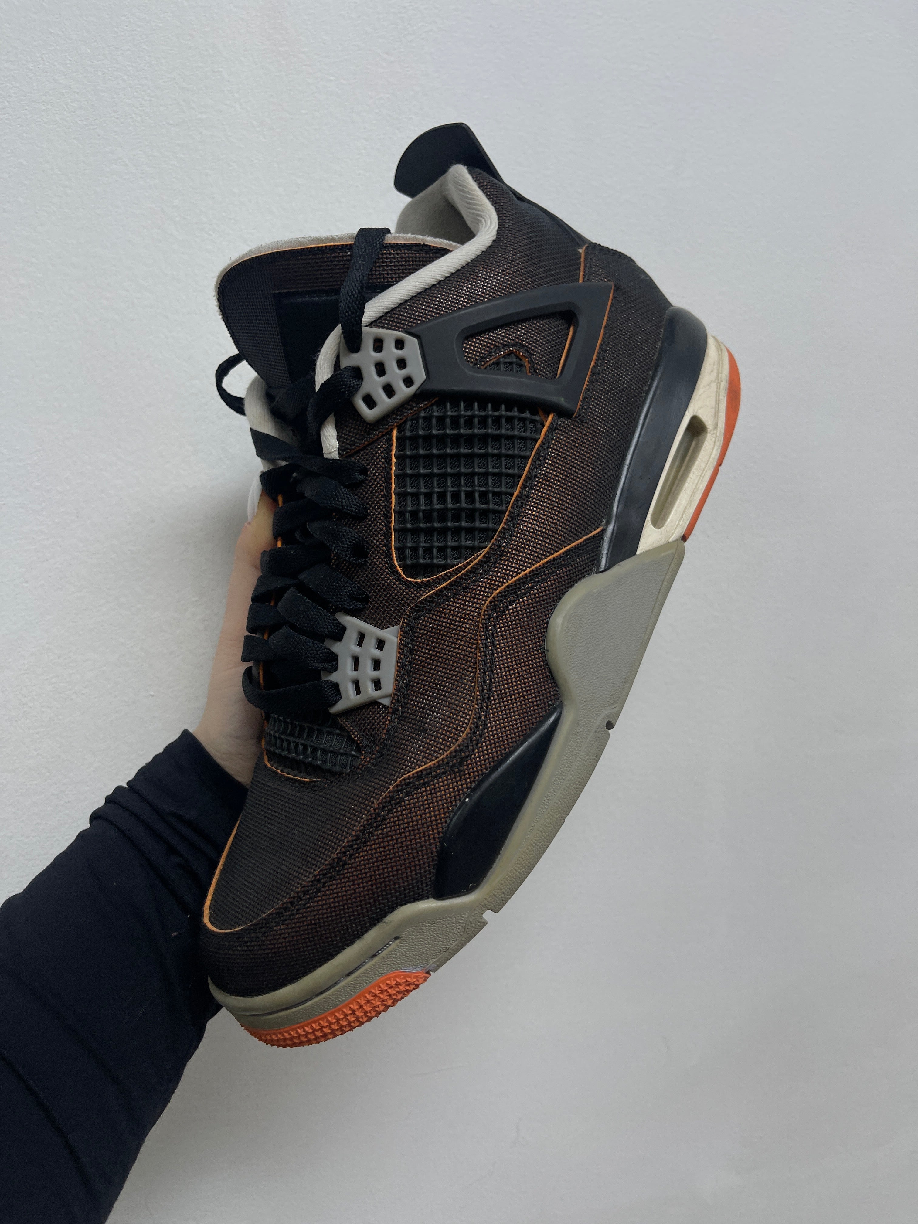 Jordan 4 Starfish Sneakers